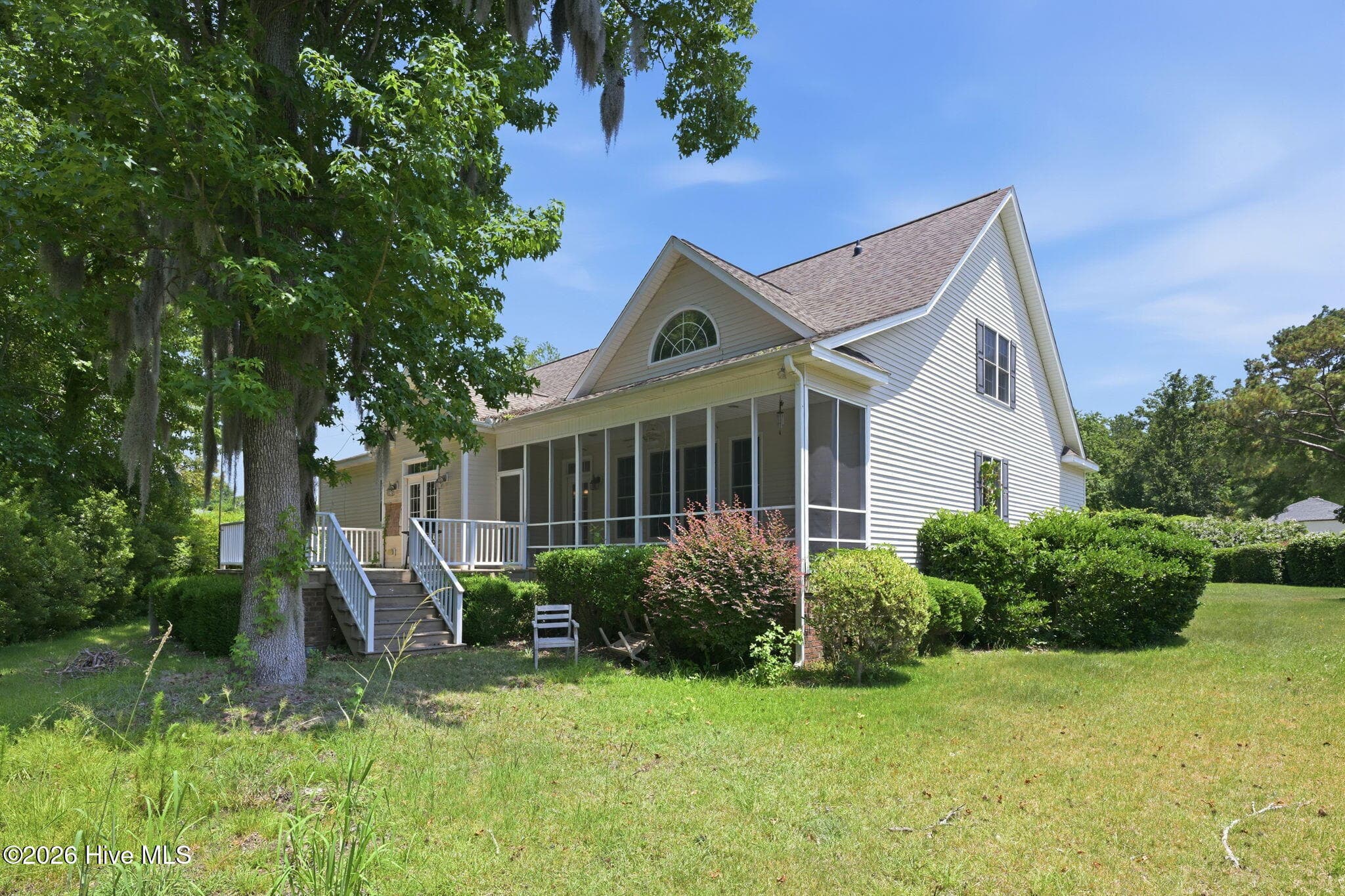 Single Family Residence at 202 Emmen Road, New Bern, NC 28562, photo 44 of 50