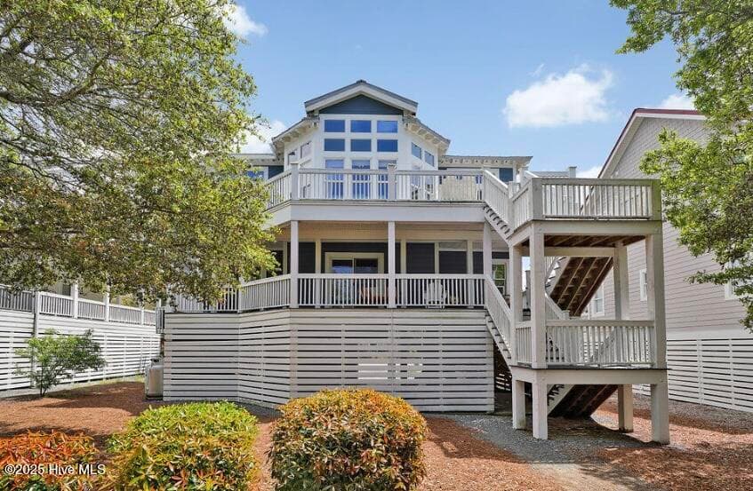Single Family Residence at 103 SE 74th Street, Oak Island, NC 28465, photo 4 of 41