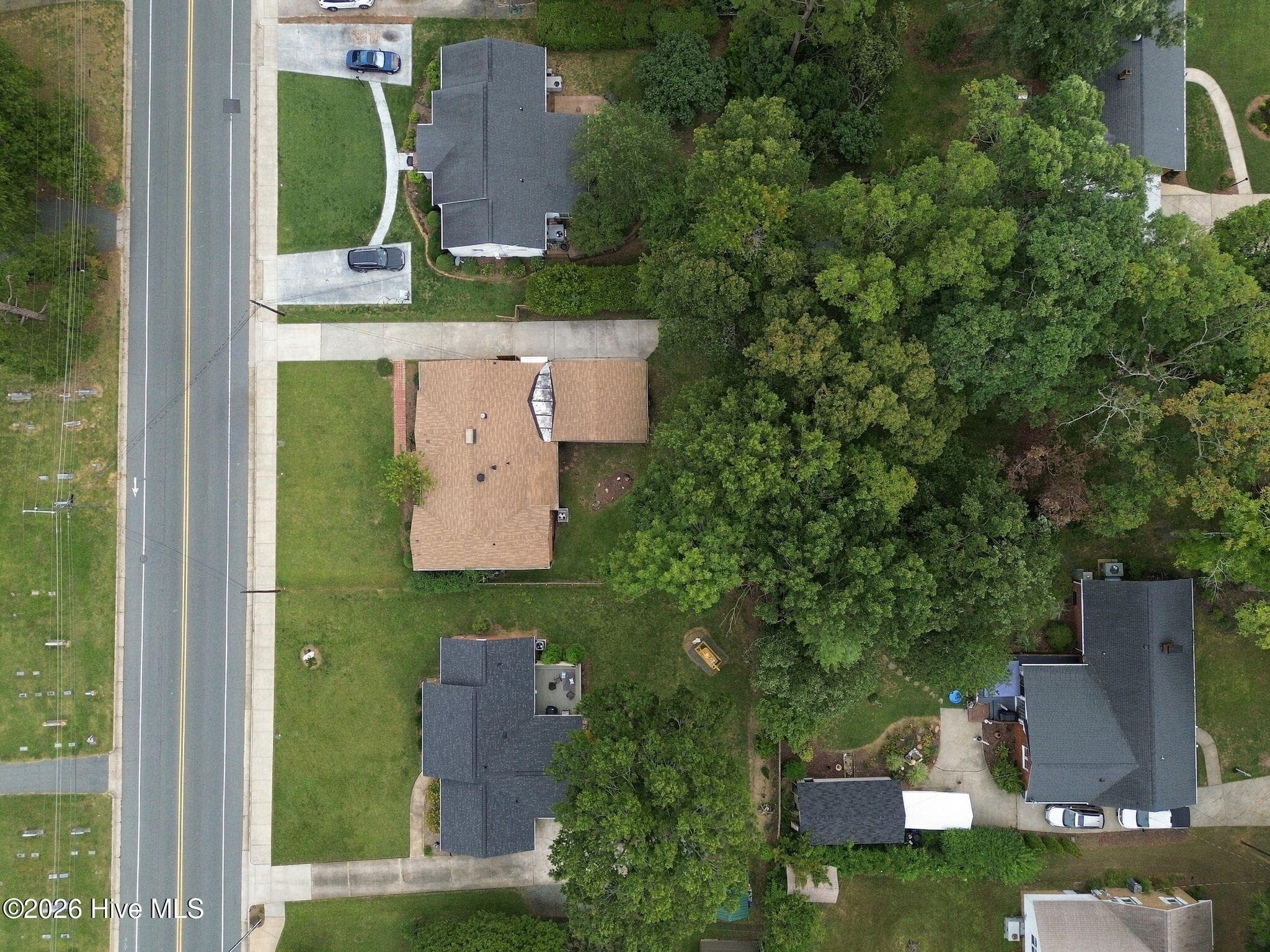 Single Family Residence at 517 E Pine Street, Graham, NC 27253, photo 11 of 36