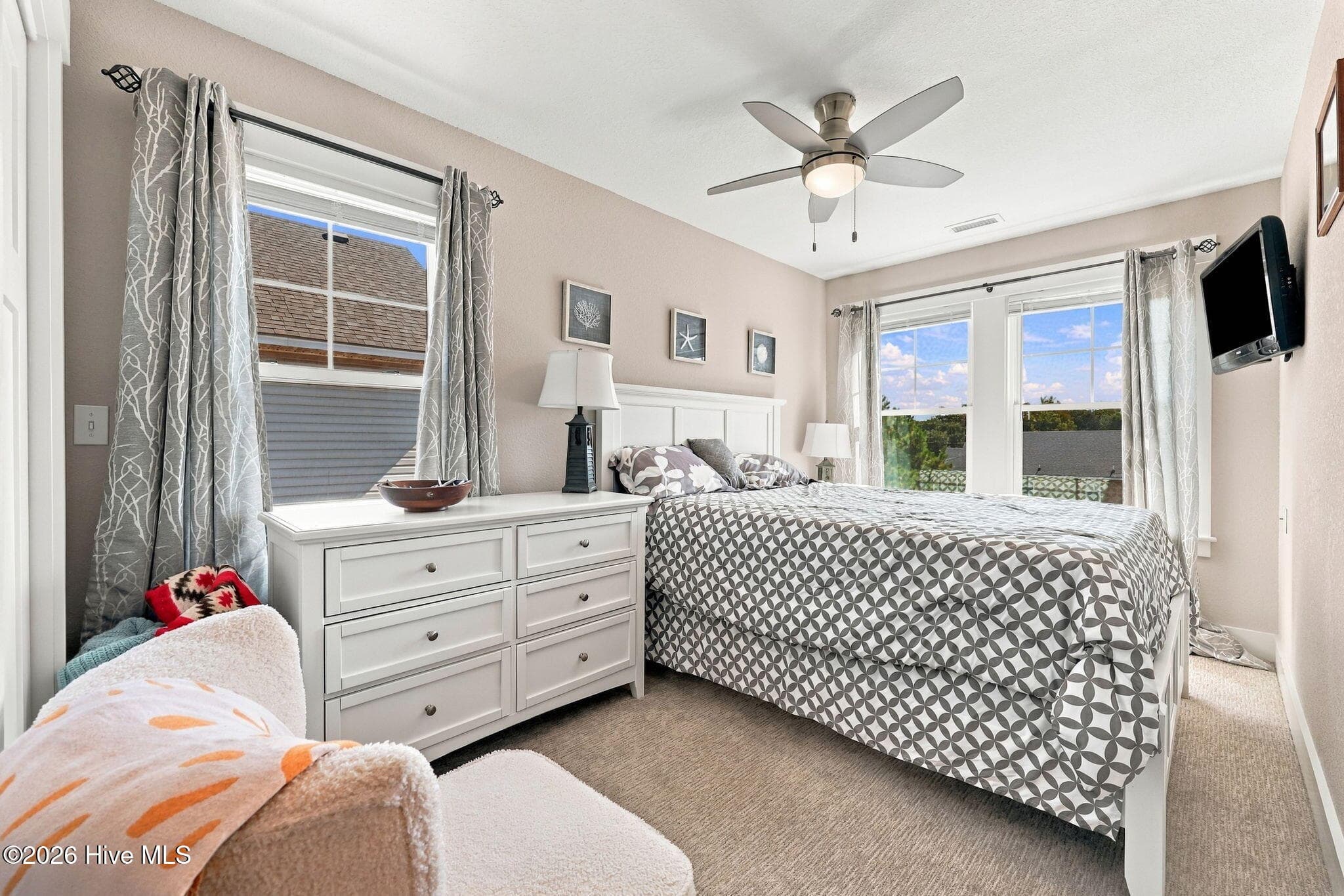 Townhouse at 902 W Corrigan Street A, Kill Devil Hills, NC 27948, photo 19 of 49