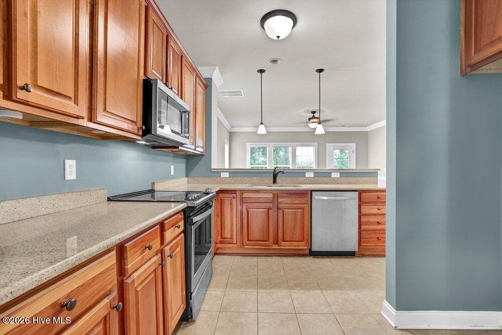 Single Family Residence at 1254 Charleston Common Drive, Leland, NC 28451, photo 10 of 50