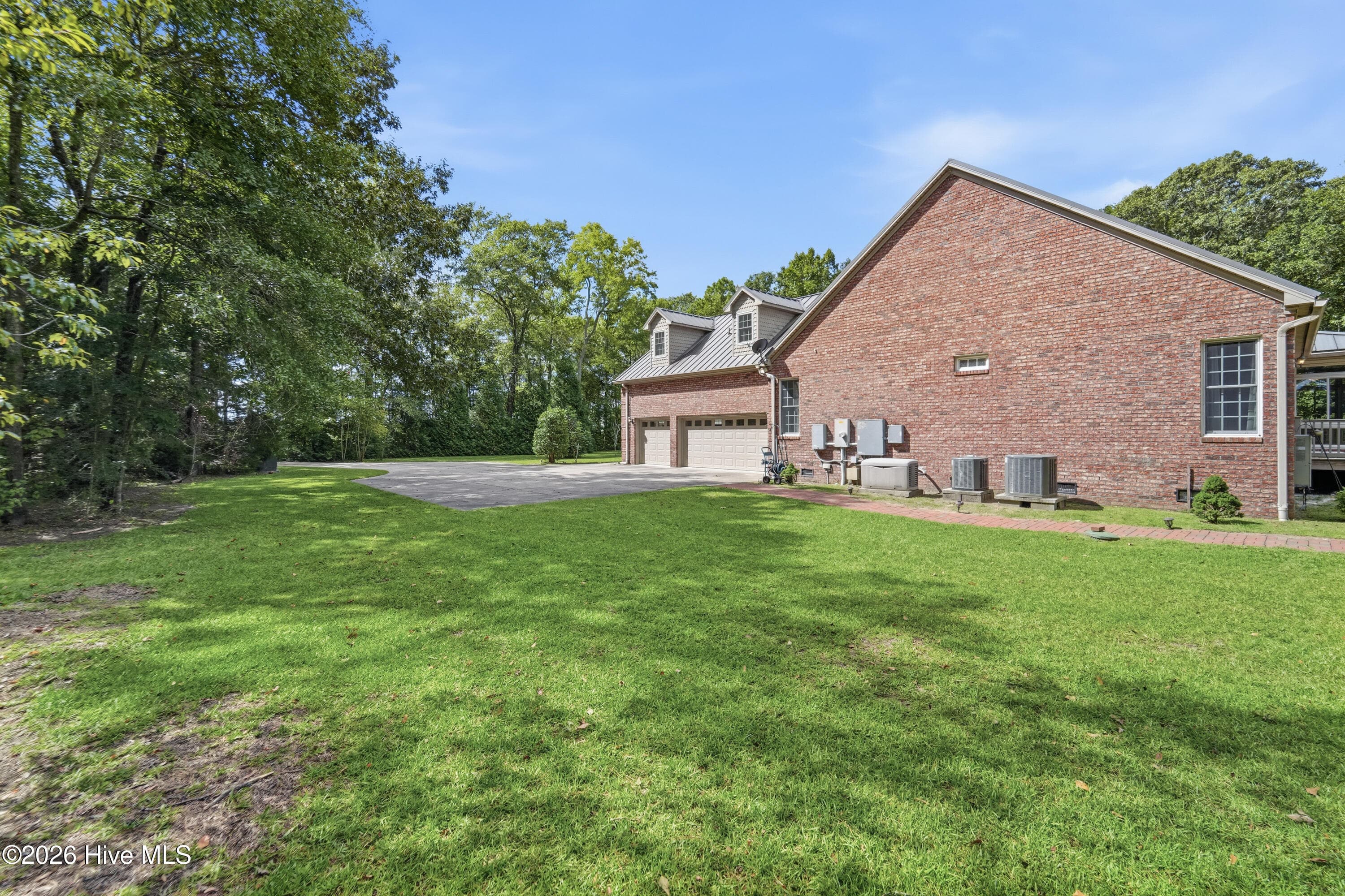 Single Family Residence at 1380 Oak Grove Road, Trenton, NC 28585, photo 87 of 89