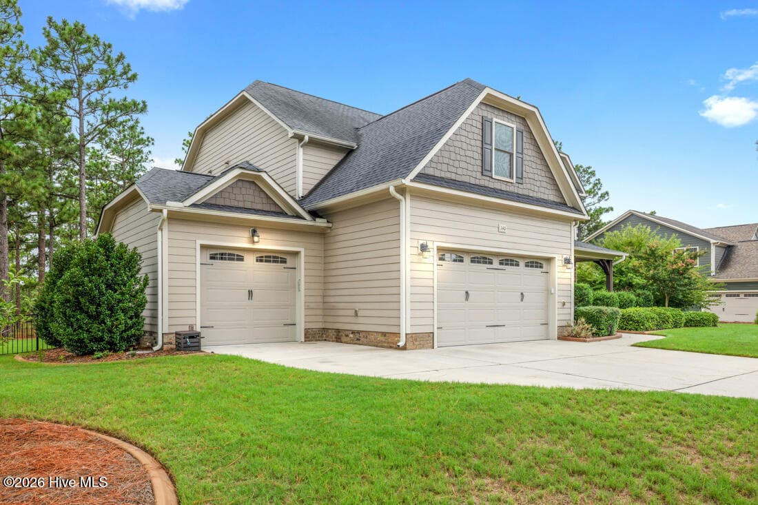 Single Family Residence at 140 Broom Sedge Lane, Southern Pines, NC 28387, photo 33 of 103