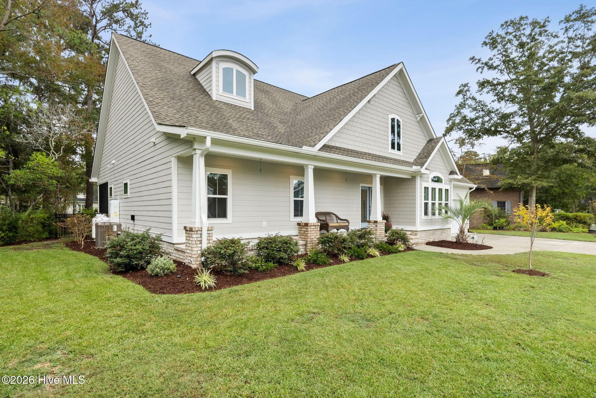 Single Family Residence at 1748 Oakbrook Drive SW, Ocean Isle Beach, NC 28469, photo 4 of 88