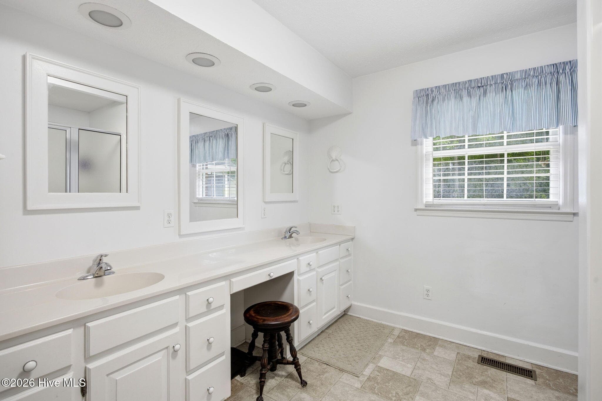 8678 Joe Brown Highway S, Clarendon, NC 28432