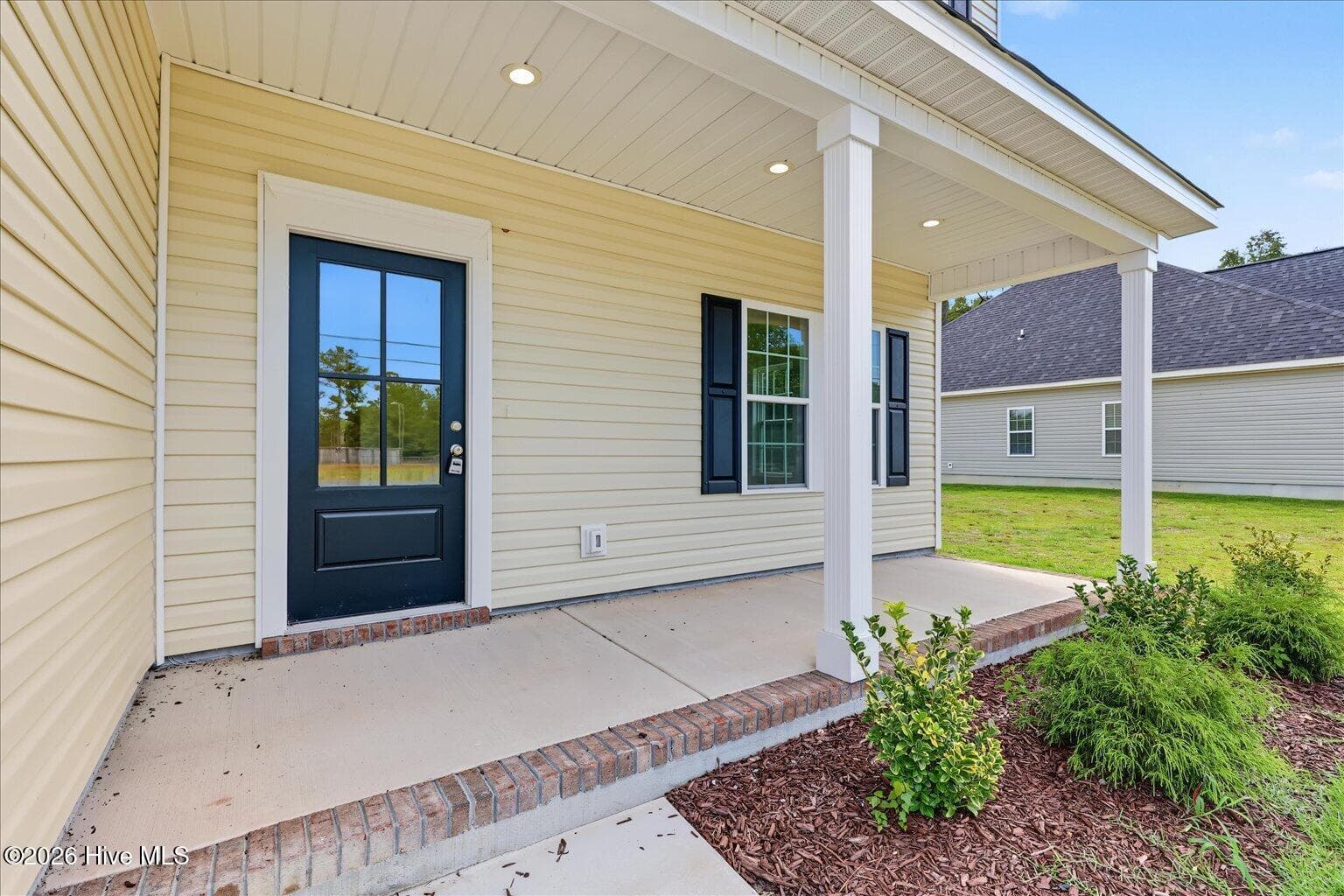 Single Family Residence at 467 Fowler Manning Road, Richlands, NC 28574, photo 2 of 49