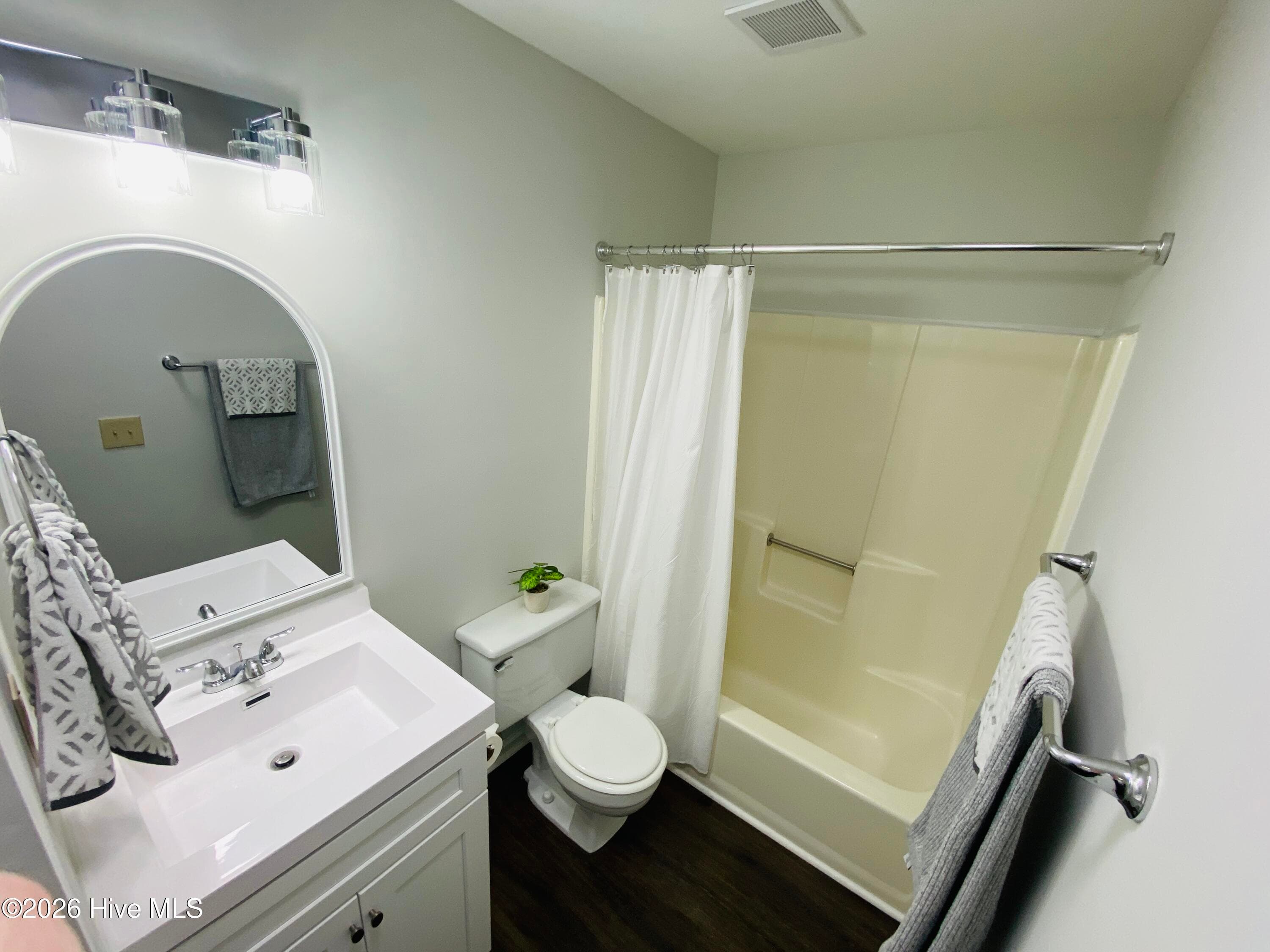 Condominium at 2702 S 17th Street Apt A, Wilmington, NC 28412, photo 17 of 19