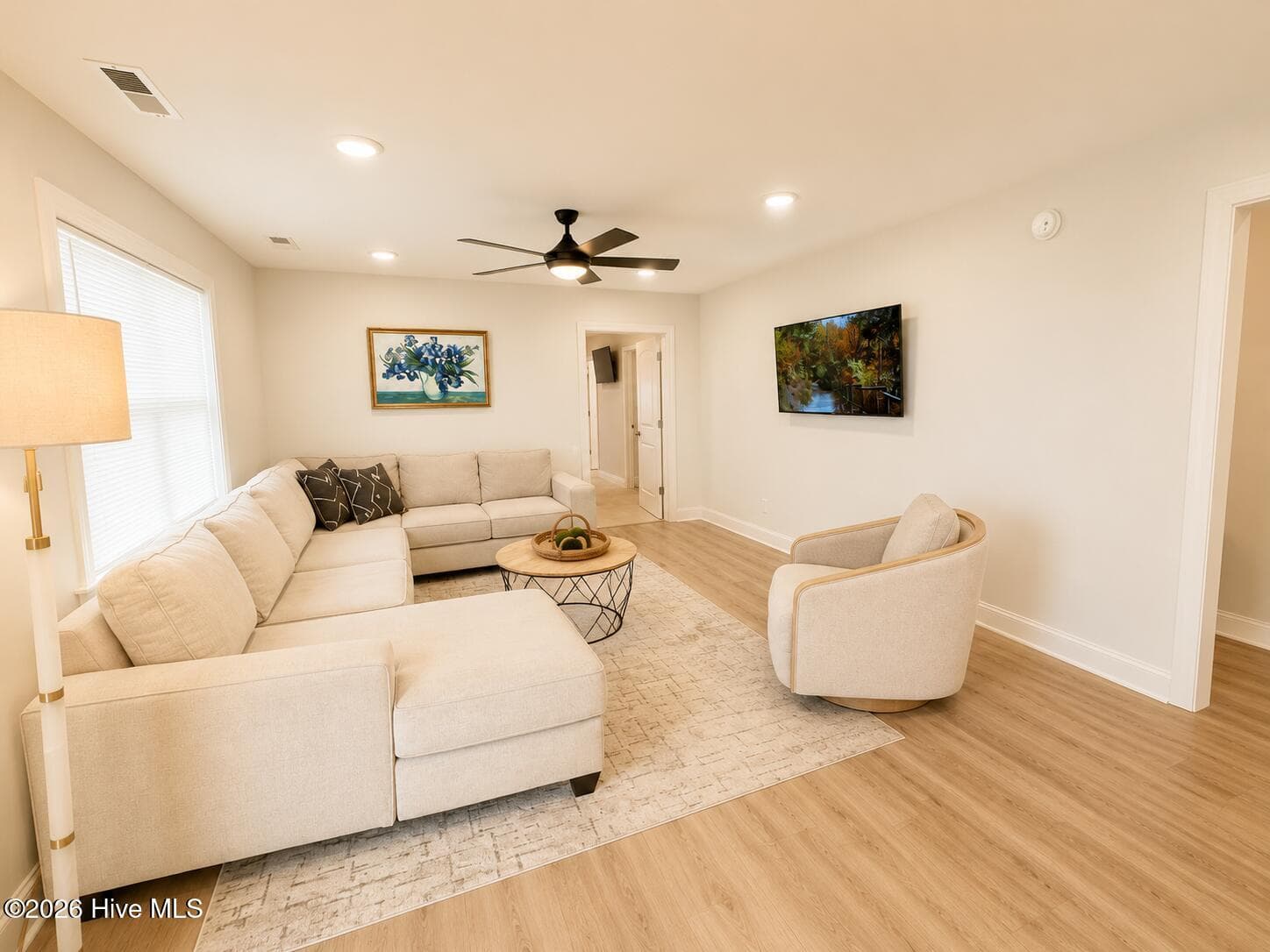 Single Family Residence at 622 E Memorial Drive, Ahoskie, NC 27910, photo 13 of 25
