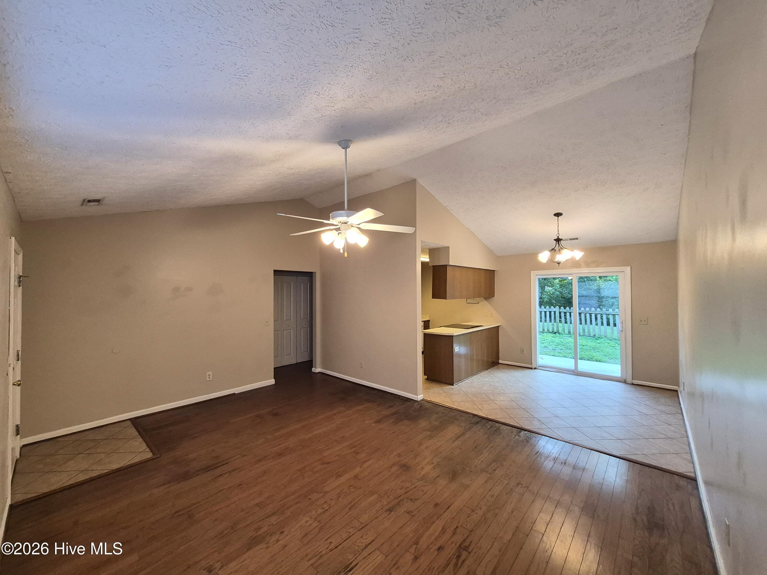 Single Family Residence at 809 Autumn Leaves Court, Wilmington, NC 28411, photo 11 of 26