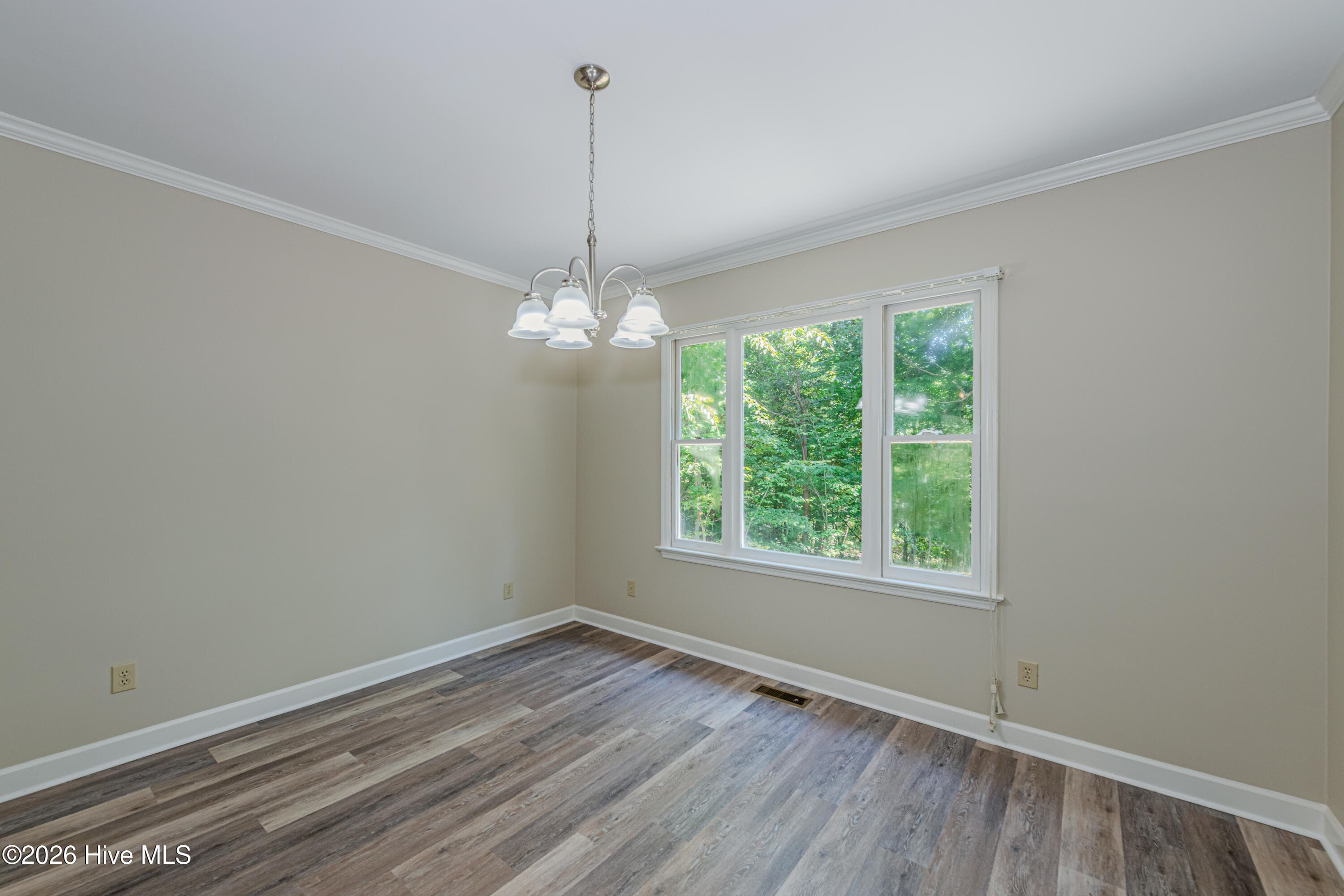 Single Family Residence at 289 Blue Top Road, Jacksonville, NC 28540, photo 9 of 70