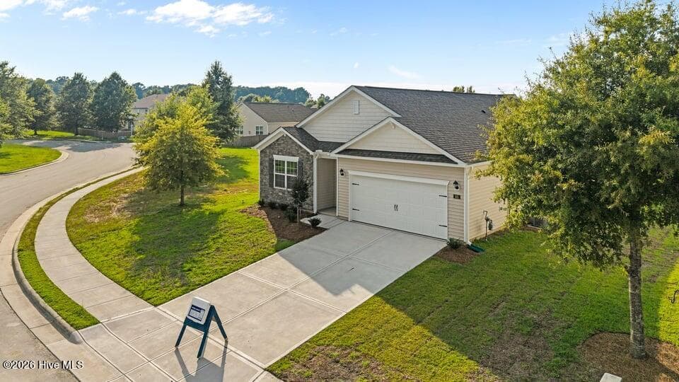 Single Family Residence at 2706 Salisbury Lane W, Wilson, NC 27893, photo 4 of 27