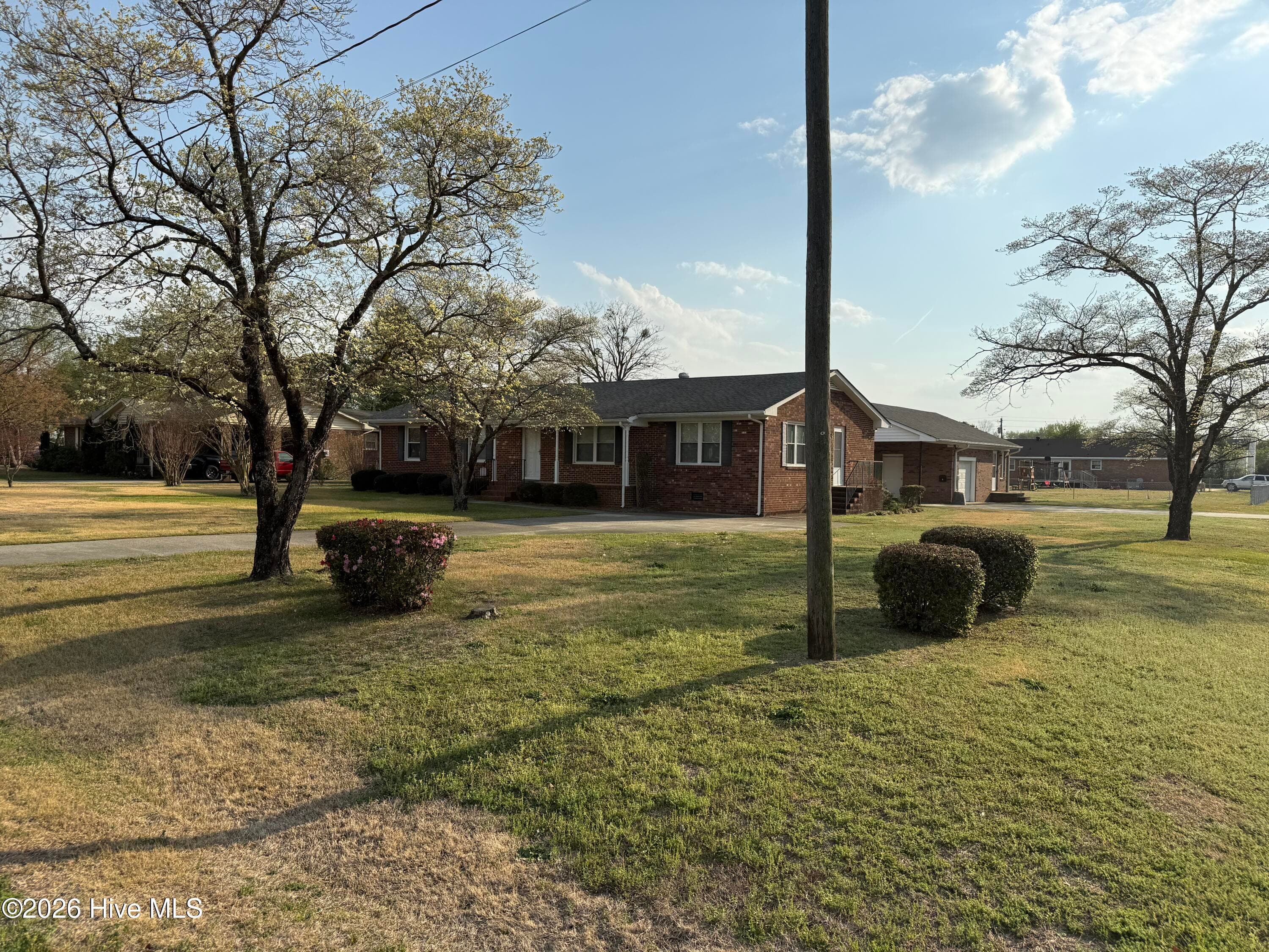 Corner of House - 2992 Cherry Lane, Kinston, NC 28504