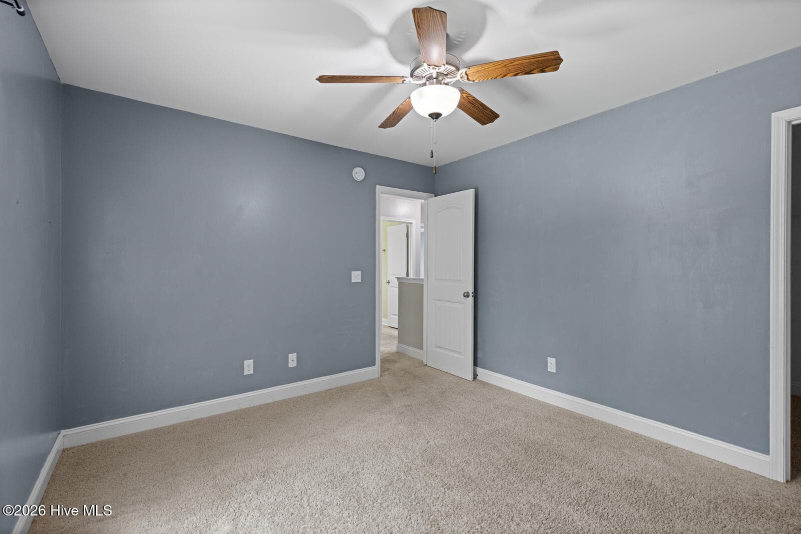 125 Navy Blue Drive, Jacksonville, NC 28540