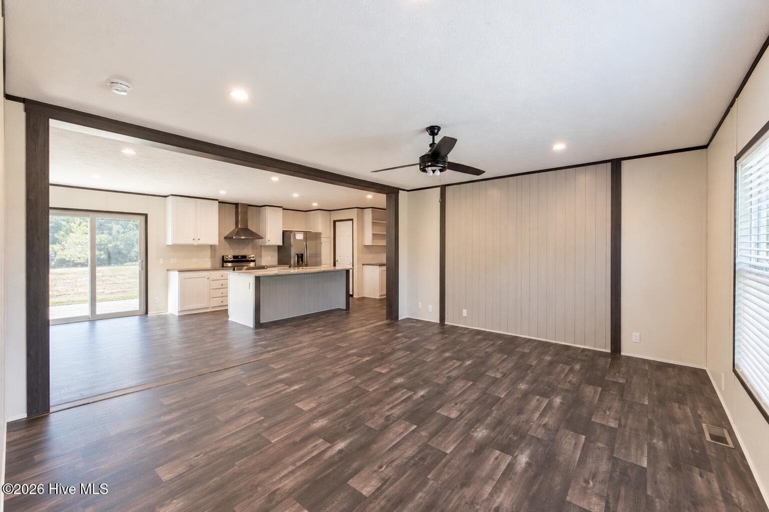 Manufactured Home at 584 Brownstone Drive, Beech Island, SC 29842, photo 6 of 26