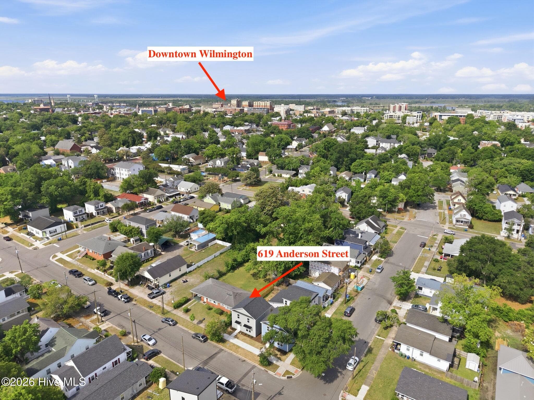 Single Family Residence at 619 Anderson Street, Wilmington, NC 28401, photo 4 of 4