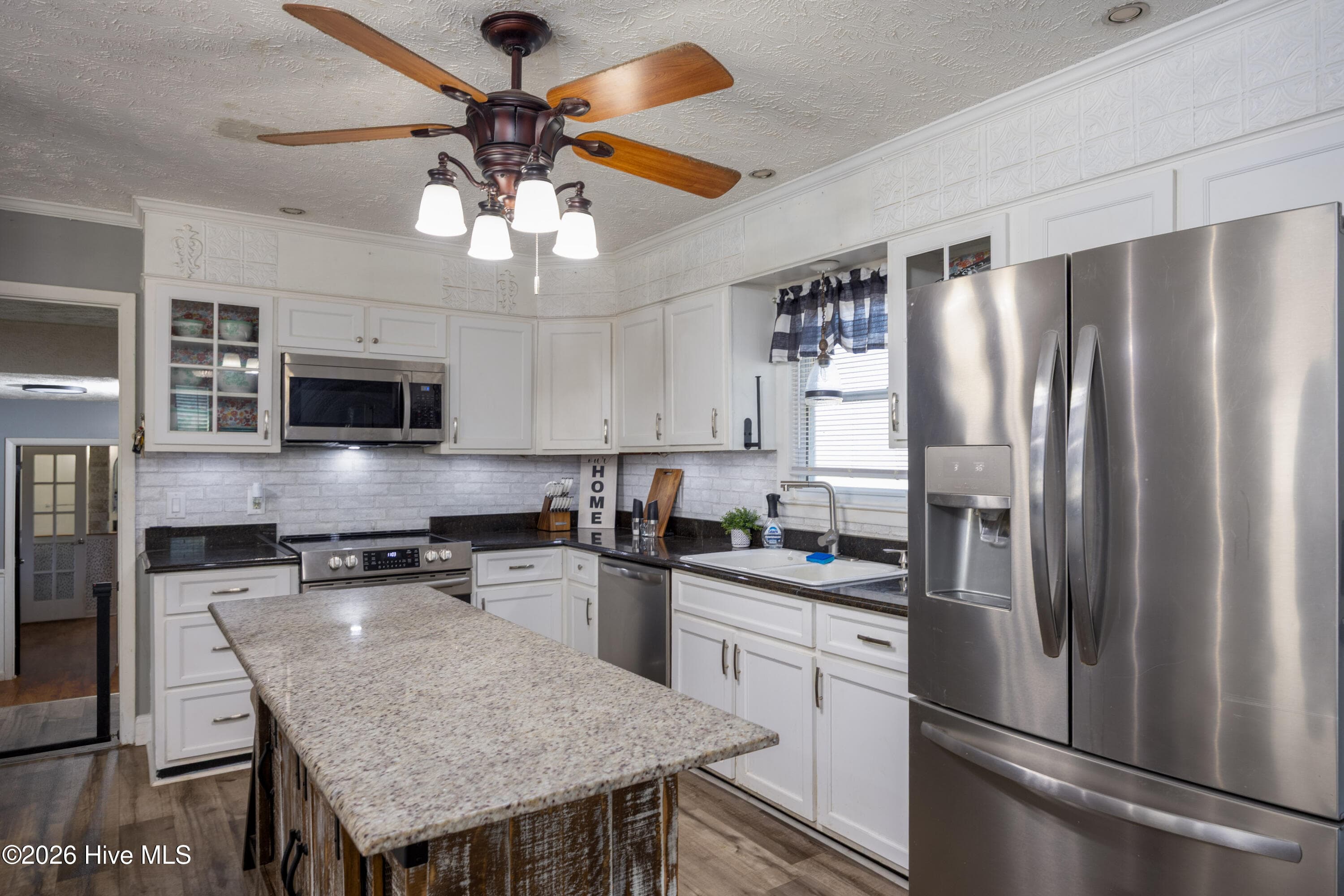 Single Family Residence at 4931 Faison Highway, Clinton, NC 28328, photo 15 of 58
