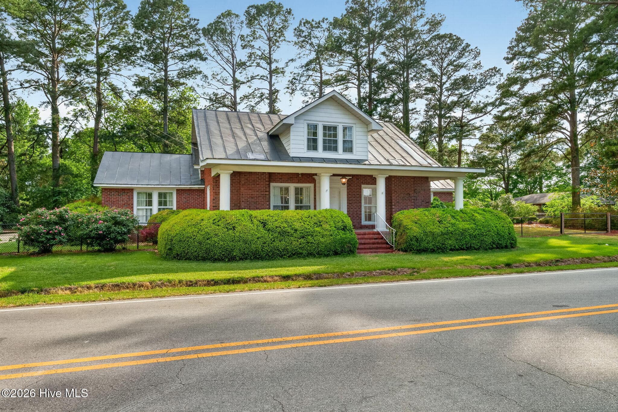 Single Family Residence at 207 W 3rd Street, Princeton, NC 27569, photo 5 of 58