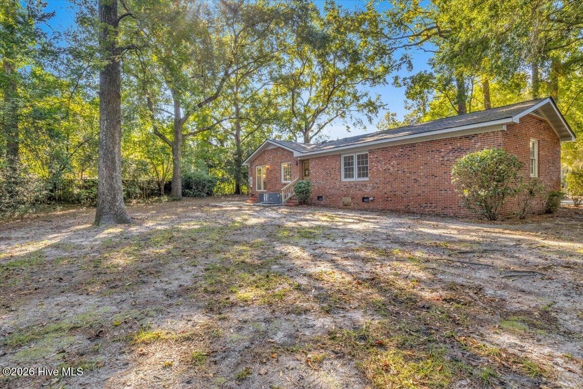 Single Family Residence at 5105 Belgrave Circle, Wilmington, NC 28403, photo 31 of 37