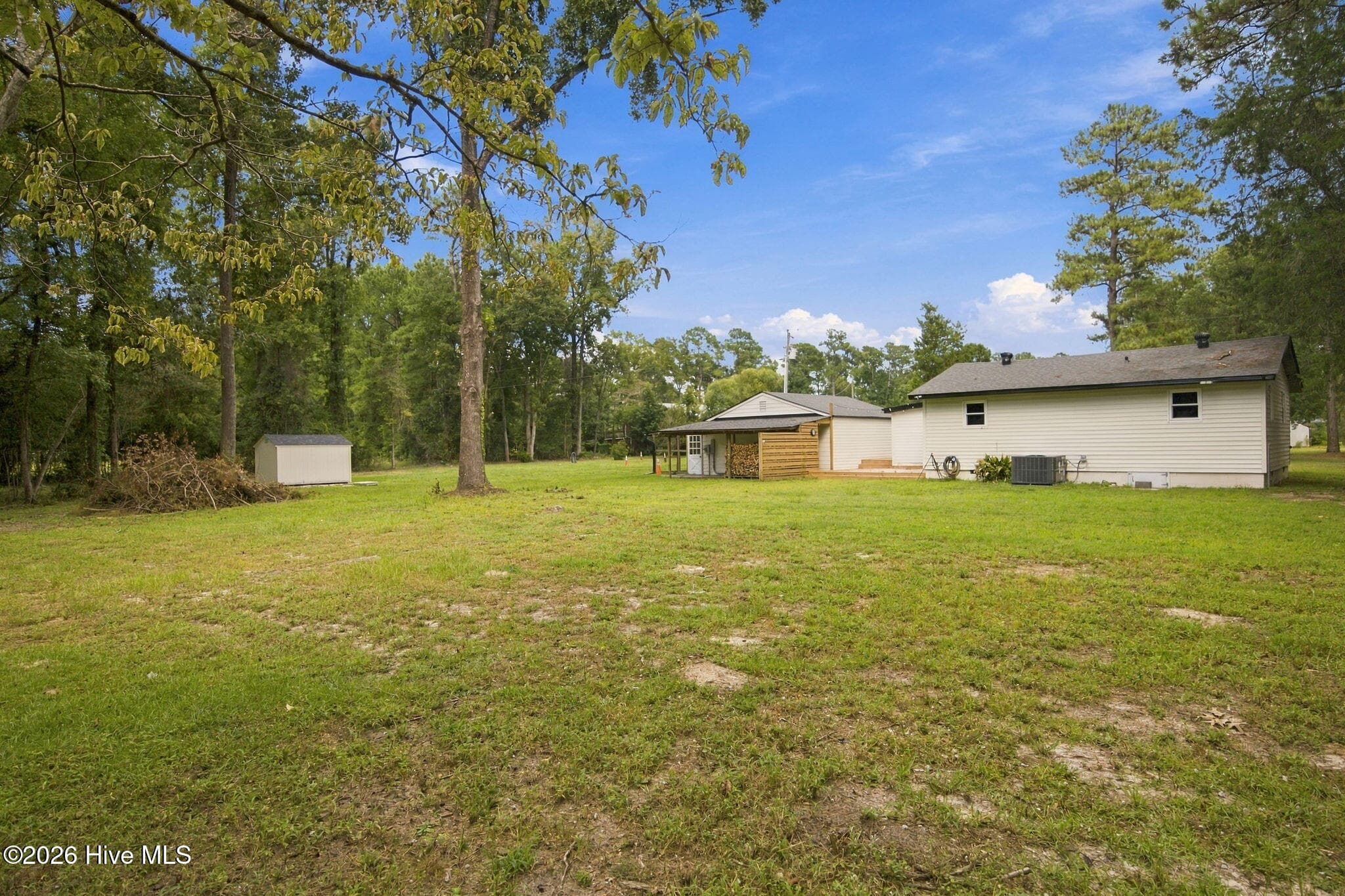 Single Family Residence at 190 Old Bridge Road, Rocky Point, NC 28457, photo 39 of 46