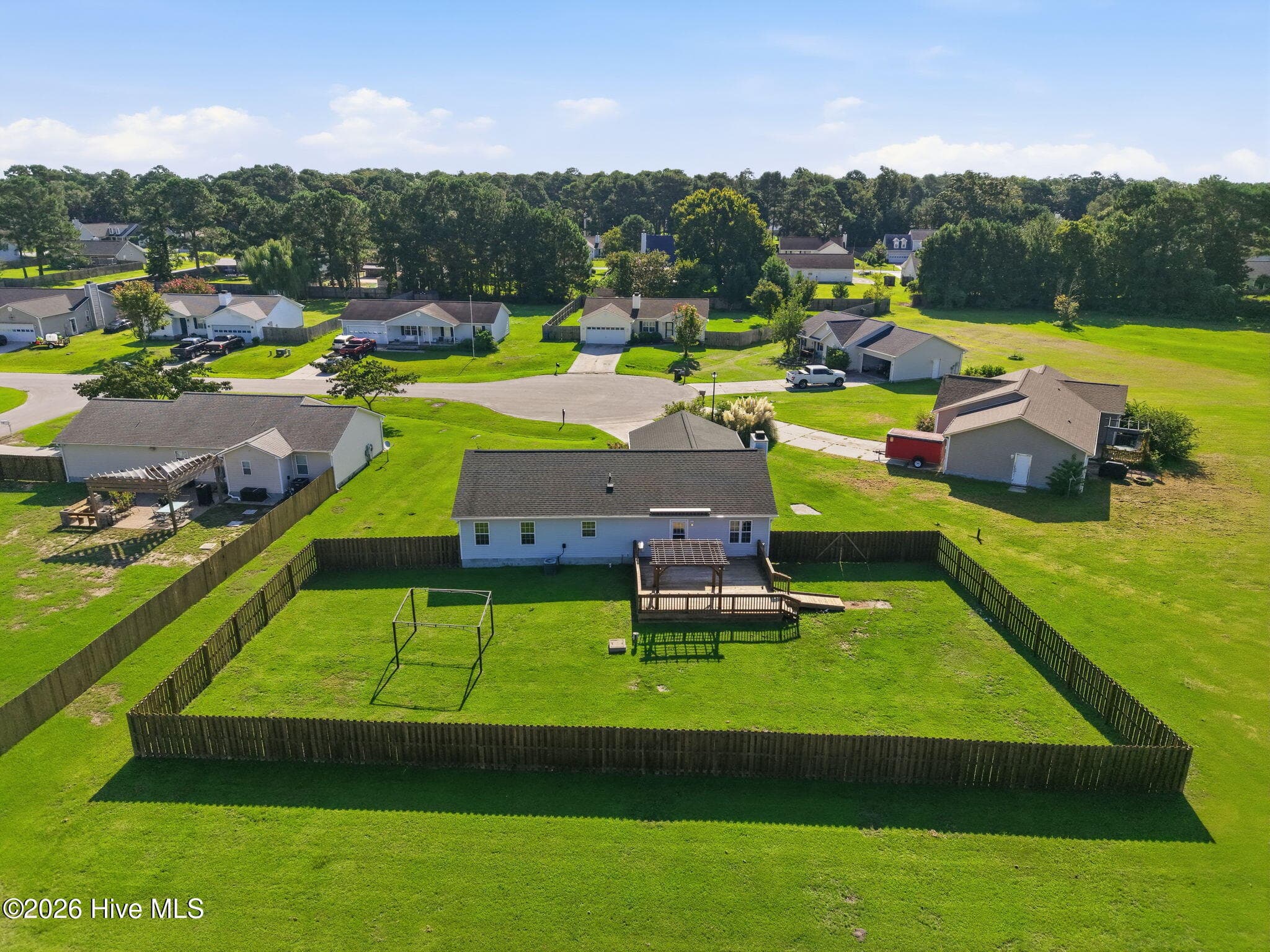 Single Family Residence at 404 S Grazing Court, Sneads Ferry, NC 28460, photo 28 of 31