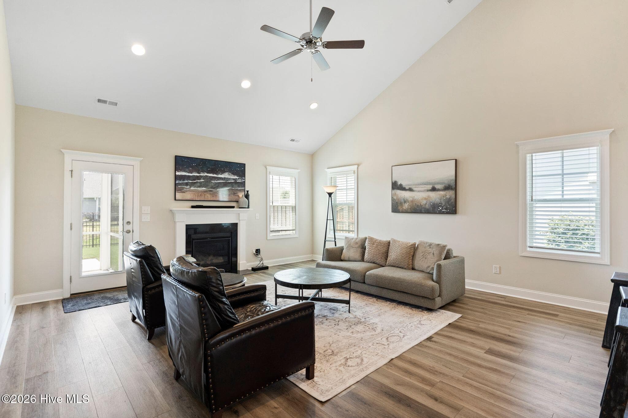 Single Family Residence at 6048 Sand Ridge Avenue, Wilmington, NC 28409, photo 17 of 65