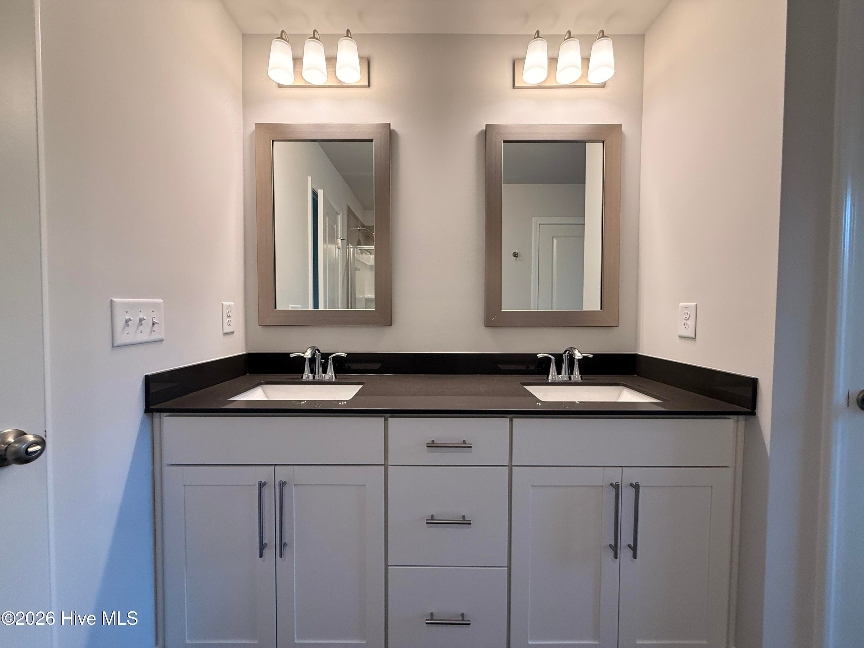 Single Family Residence at 320 One Tree Hill, Sanford, NC 27330, photo 27 of 46
