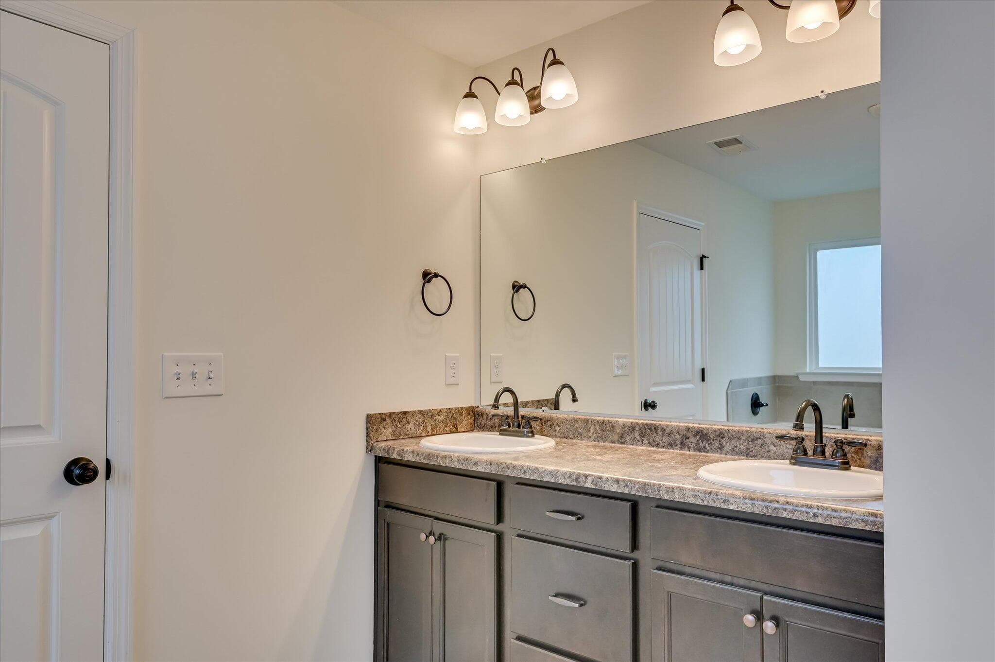 Single Family Residence at 1120 George W Crawford Drive, Augusta, GA 30909, photo 33 of 45