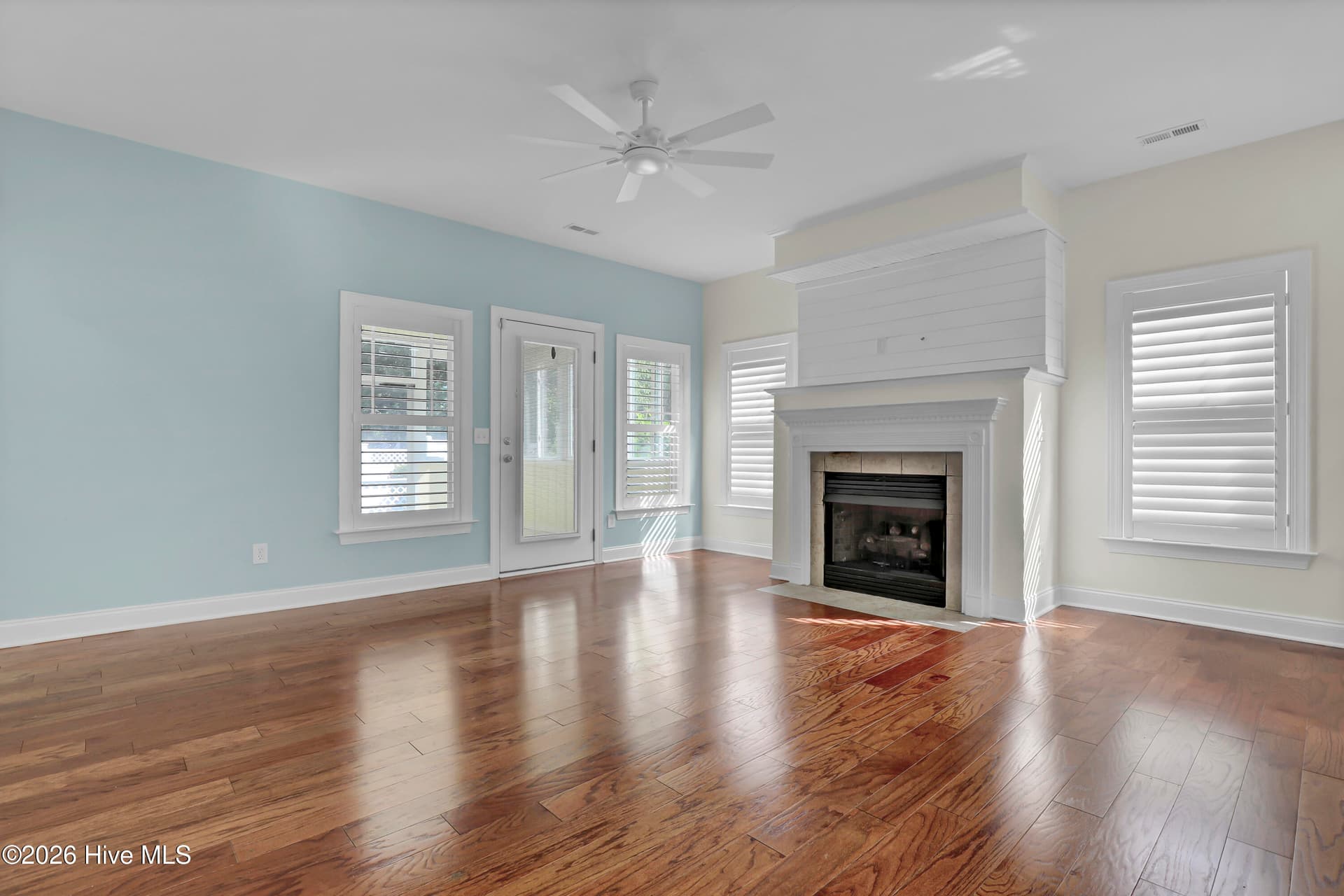 Townhouse at 103 Kiskadee Court, Hampstead, NC 28443, photo 13 of 45