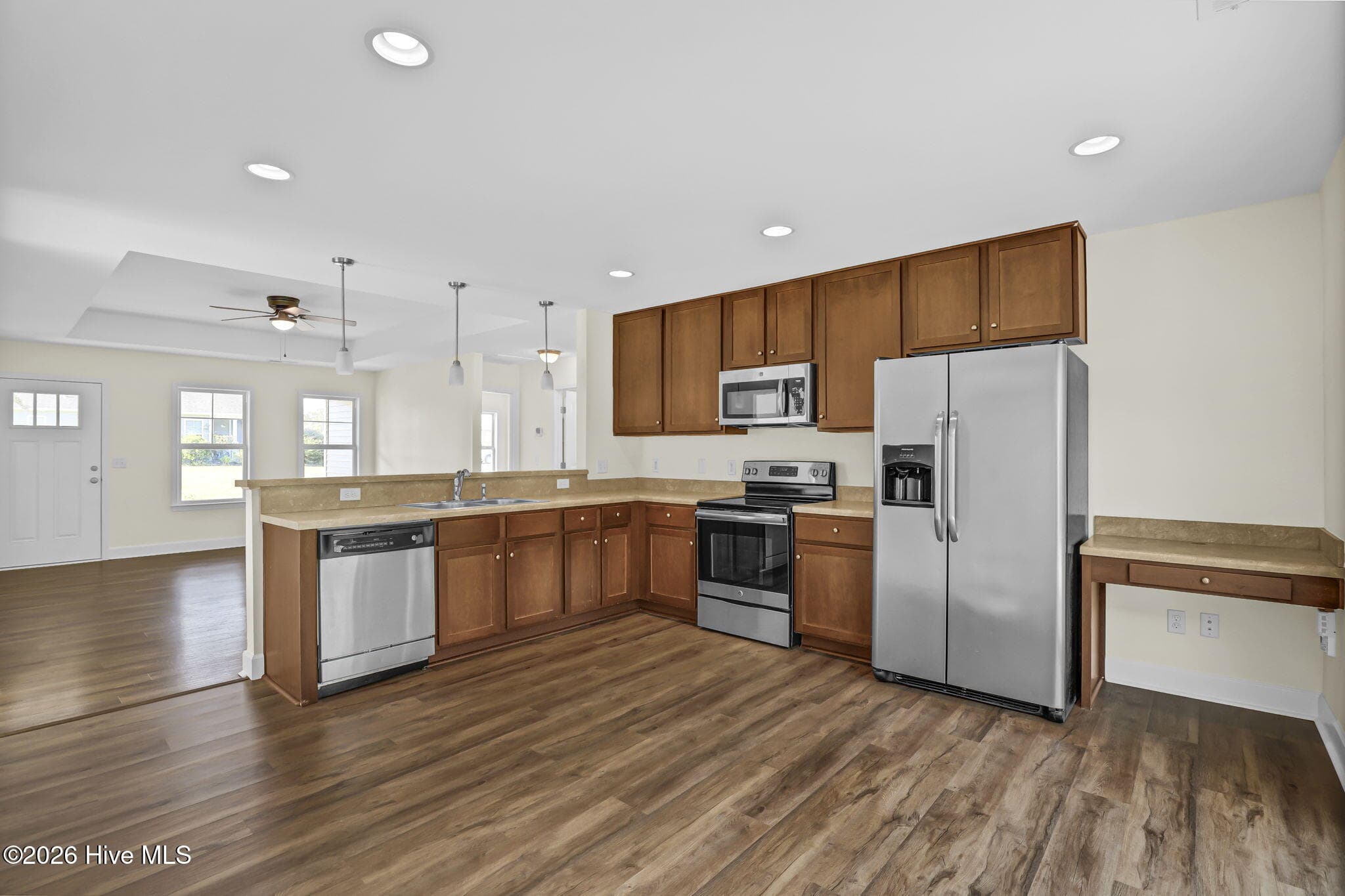 Single Family Residence at 91 Glasgow Drive, Rocky Point, NC 28457, photo 11 of 31