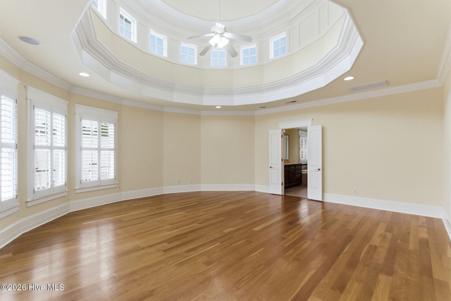 Single Family Residence at 6524 Brevard Drive, Wilmington, NC 28405, photo 7 of 143
