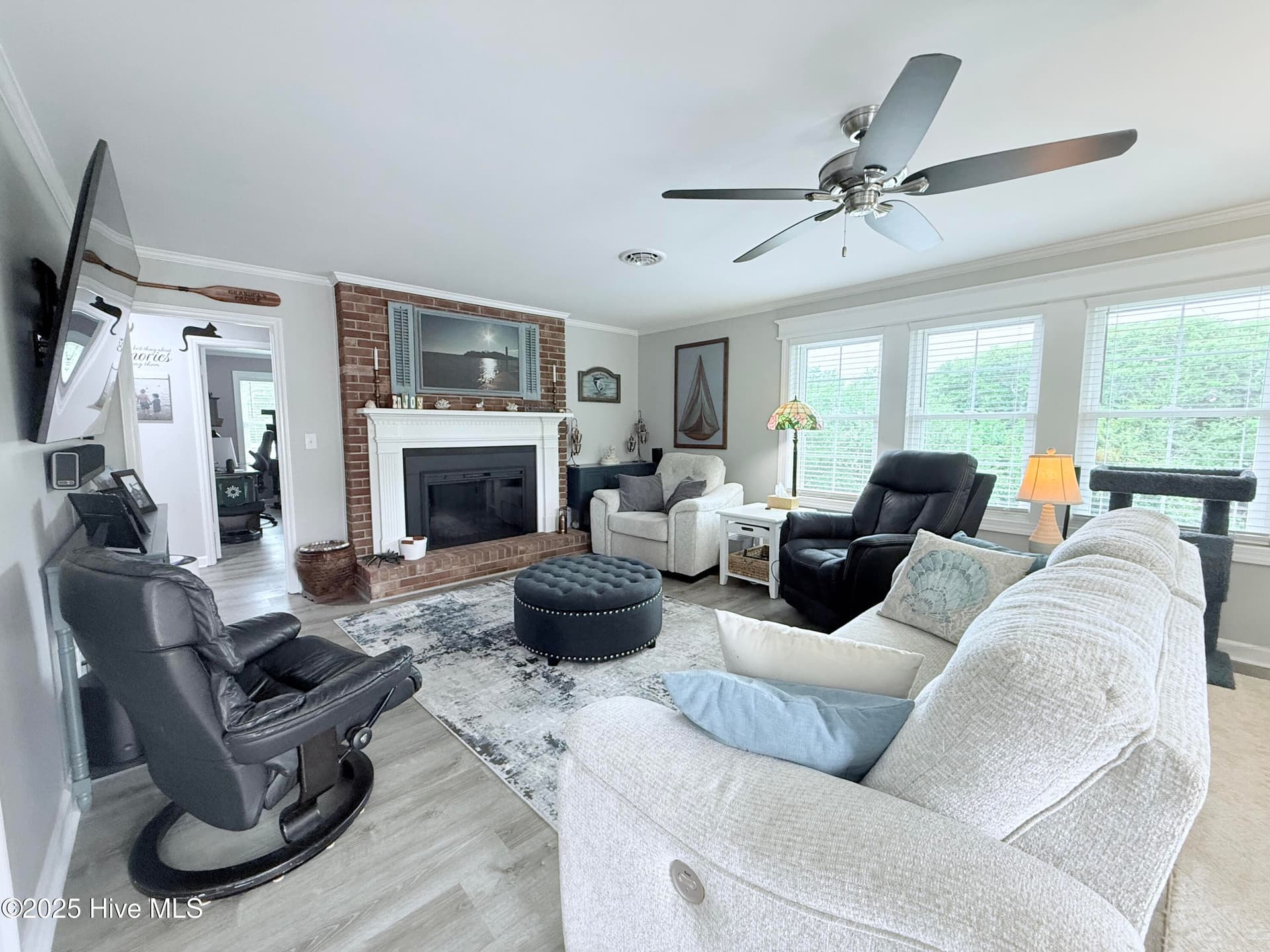 Upstairs Living Room - 5405 Cedar Tree Lane, Emerald Isle, NC 28594