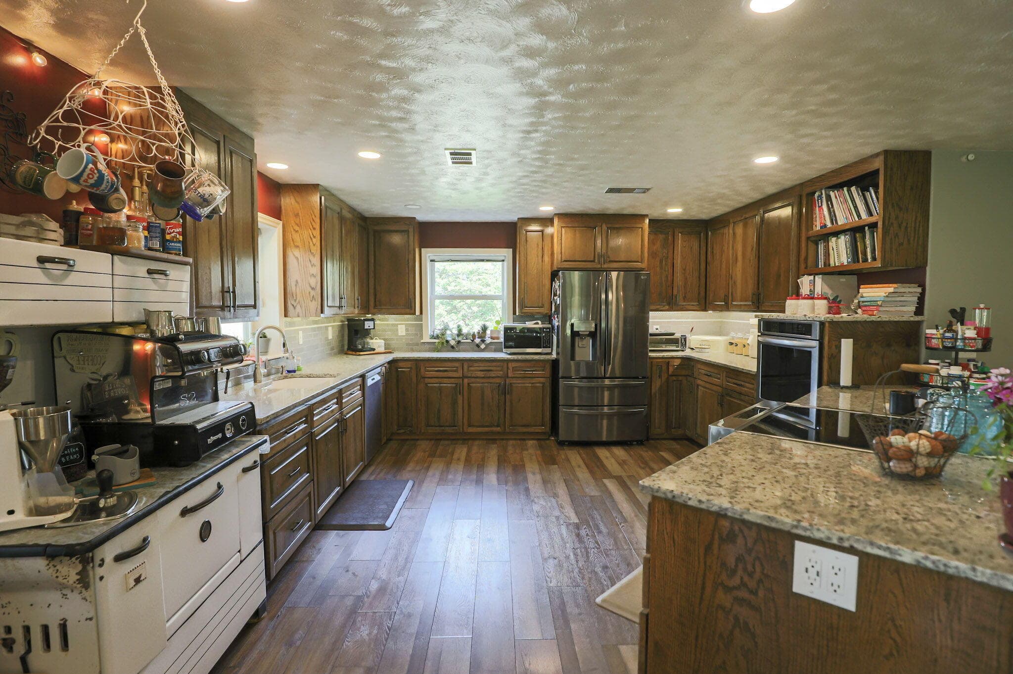 Single Family Residence at 9466 Clarks Mill Road, Avera, GA 30803, photo 9 of 72