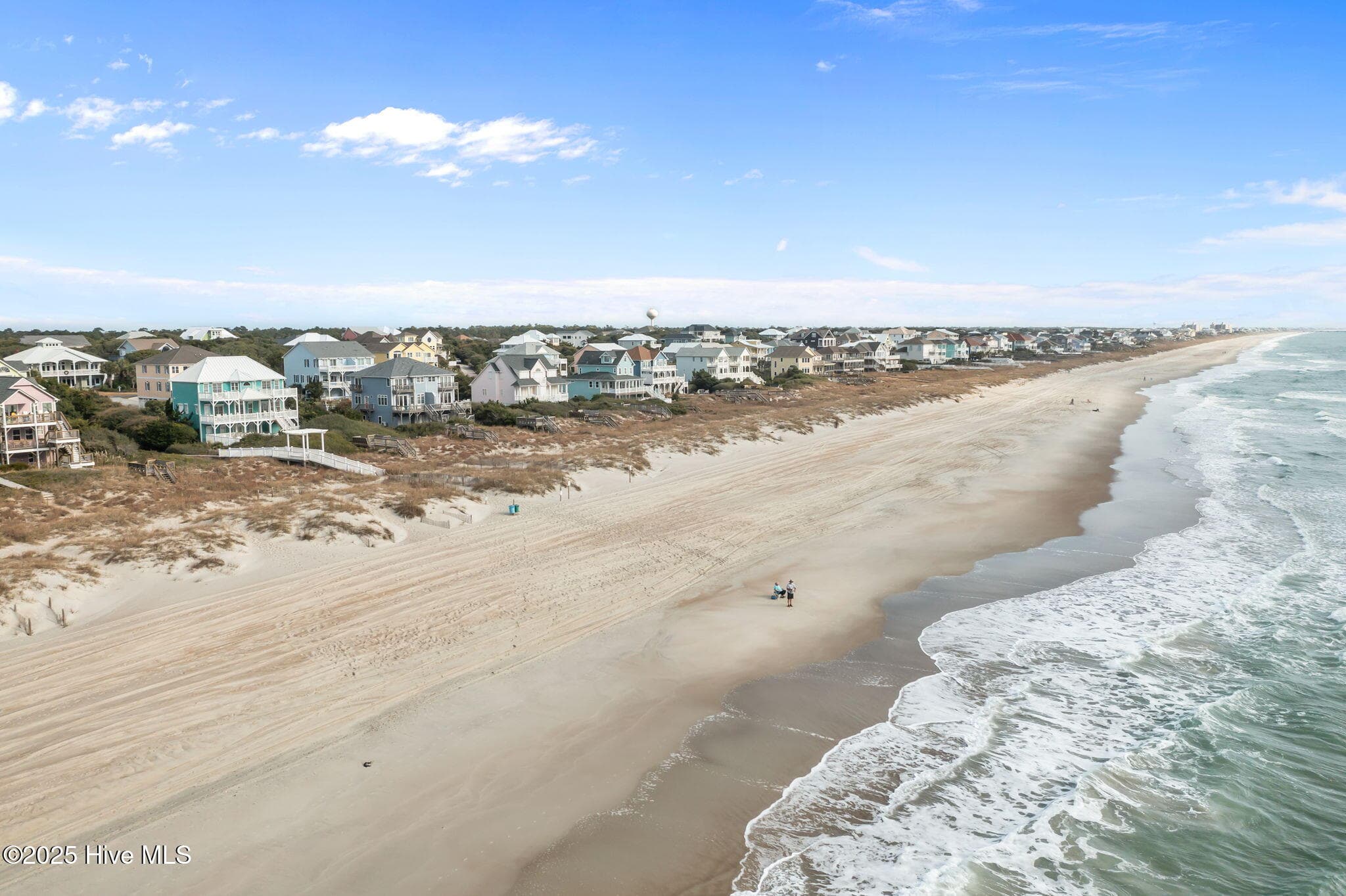 Single Family Residence at 320 Governor Safford Lane, Emerald Isle, NC 28594, photo 76 of 90