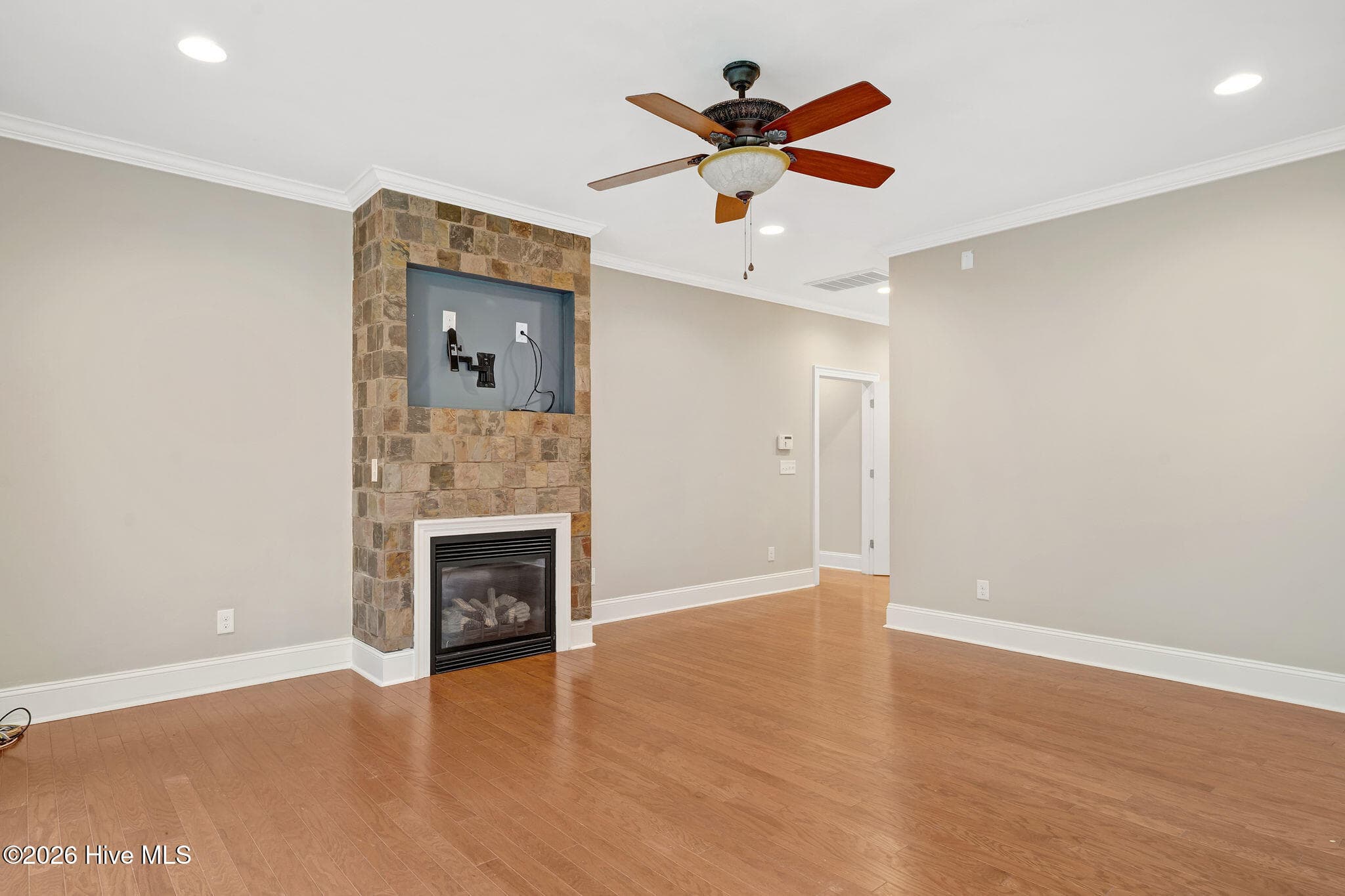 Single Family Residence at 116 Tremayne Drive, New Bern, NC 28560, photo 21 of 45