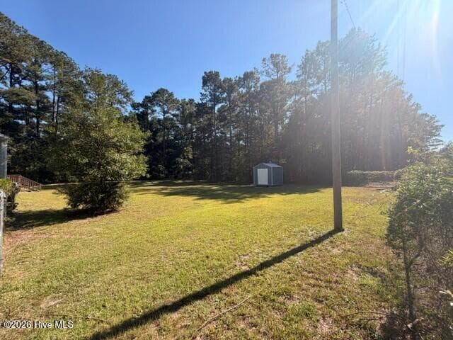 Manufactured Home at 105 Hourglass Lane, Jacksonville, NC 28540, photo 13 of 17