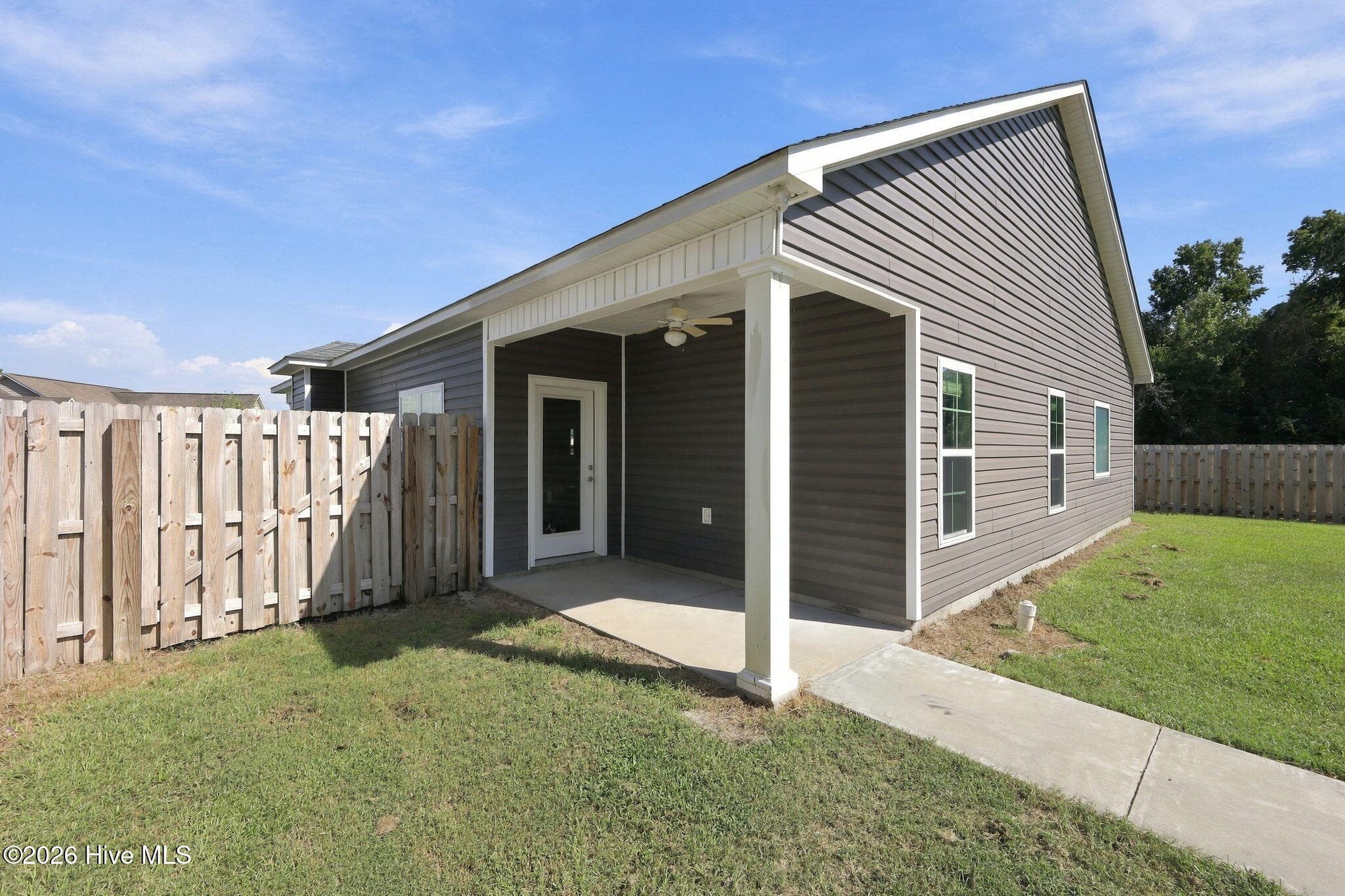Single Family Residence at 101 Jones Farm Road, New Bern, NC 28560, photo 28 of 43