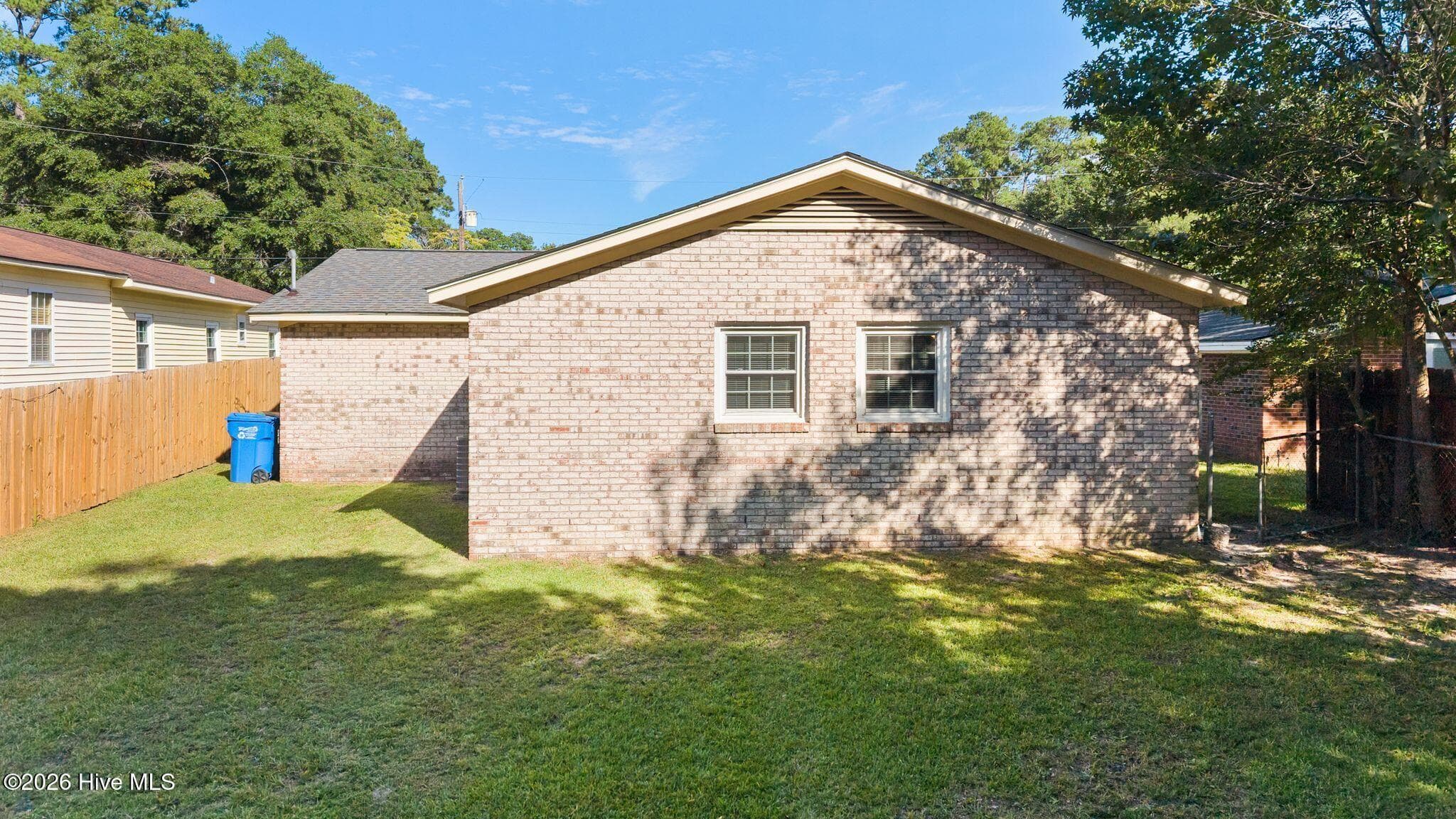 Single Family Residence at 354 Mercer Avenue, Wilmington, NC 28403, photo 21 of 22
