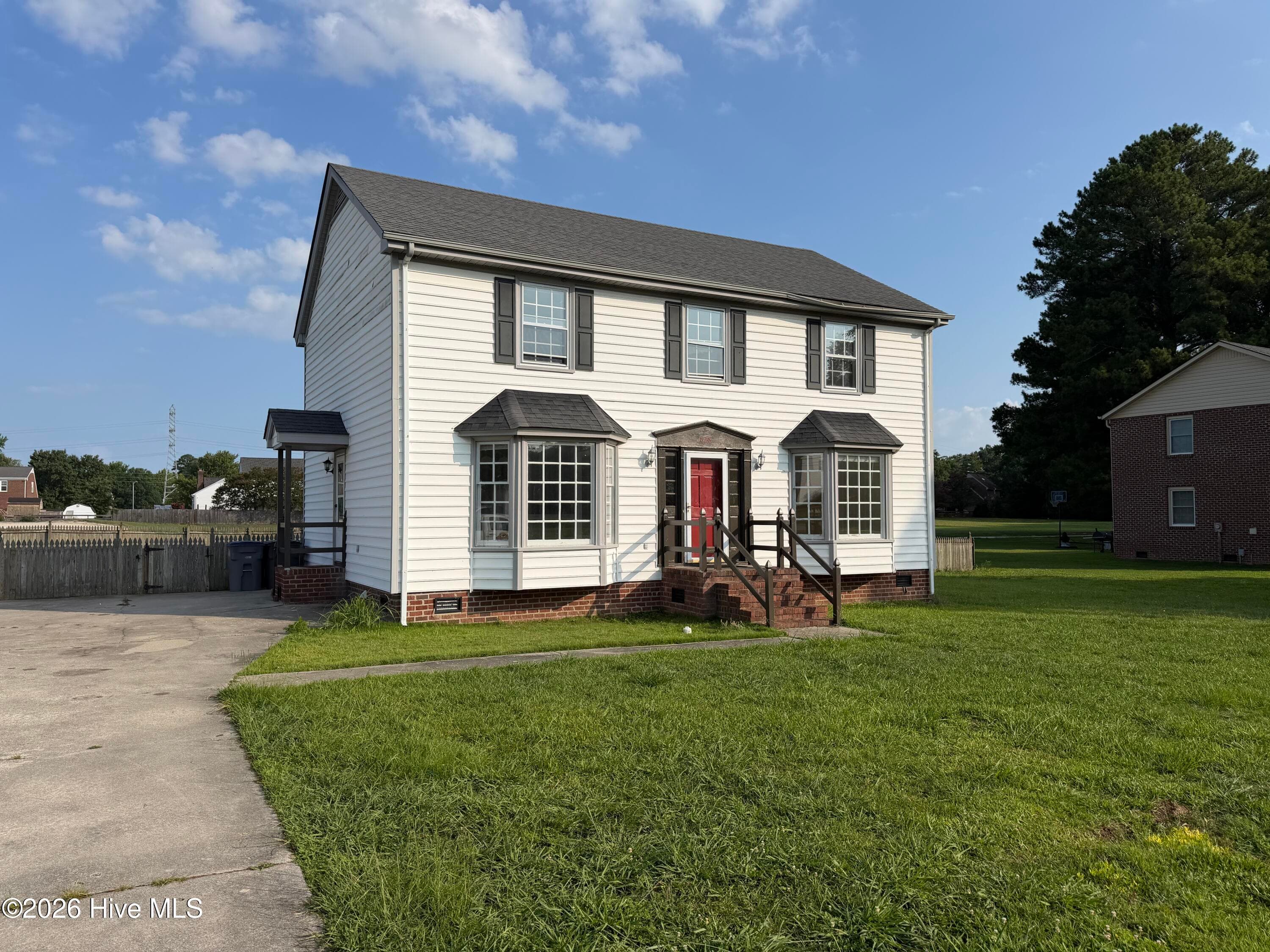 Single Family Residence at 828 Jeffreys Road, Rocky Mount, NC 27804, photo 2 of 33