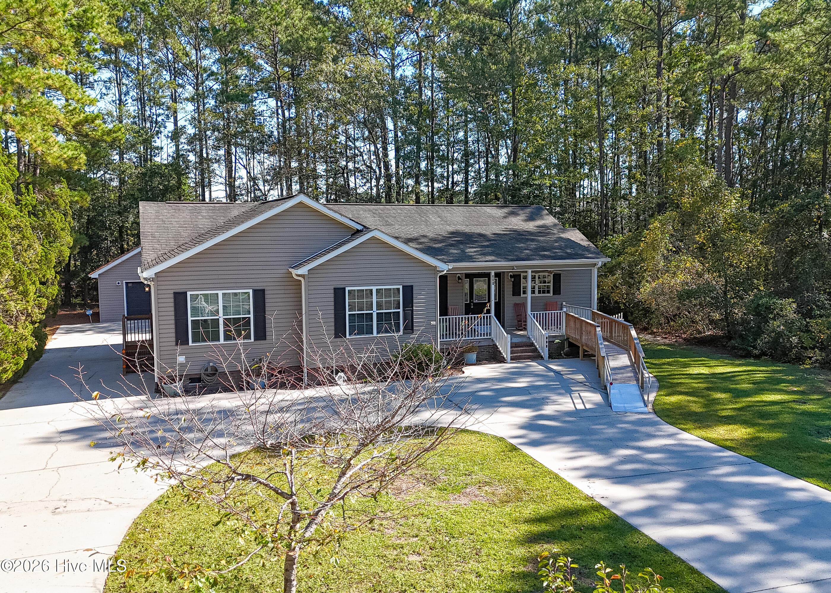 Single Family Residence at 281 Ocean Forest Drive NW, Calabash, NC 28467, photo 2 of 30