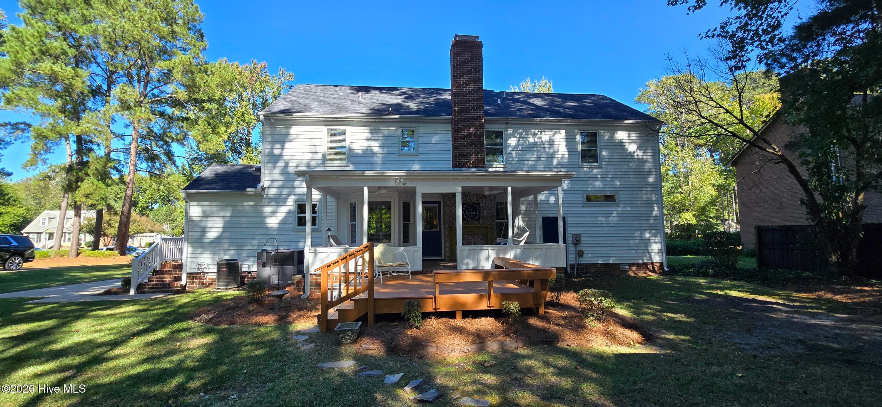 Single Family Residence at 531 Crestline Boulevard, Greenville, NC 27834, photo 19 of 123