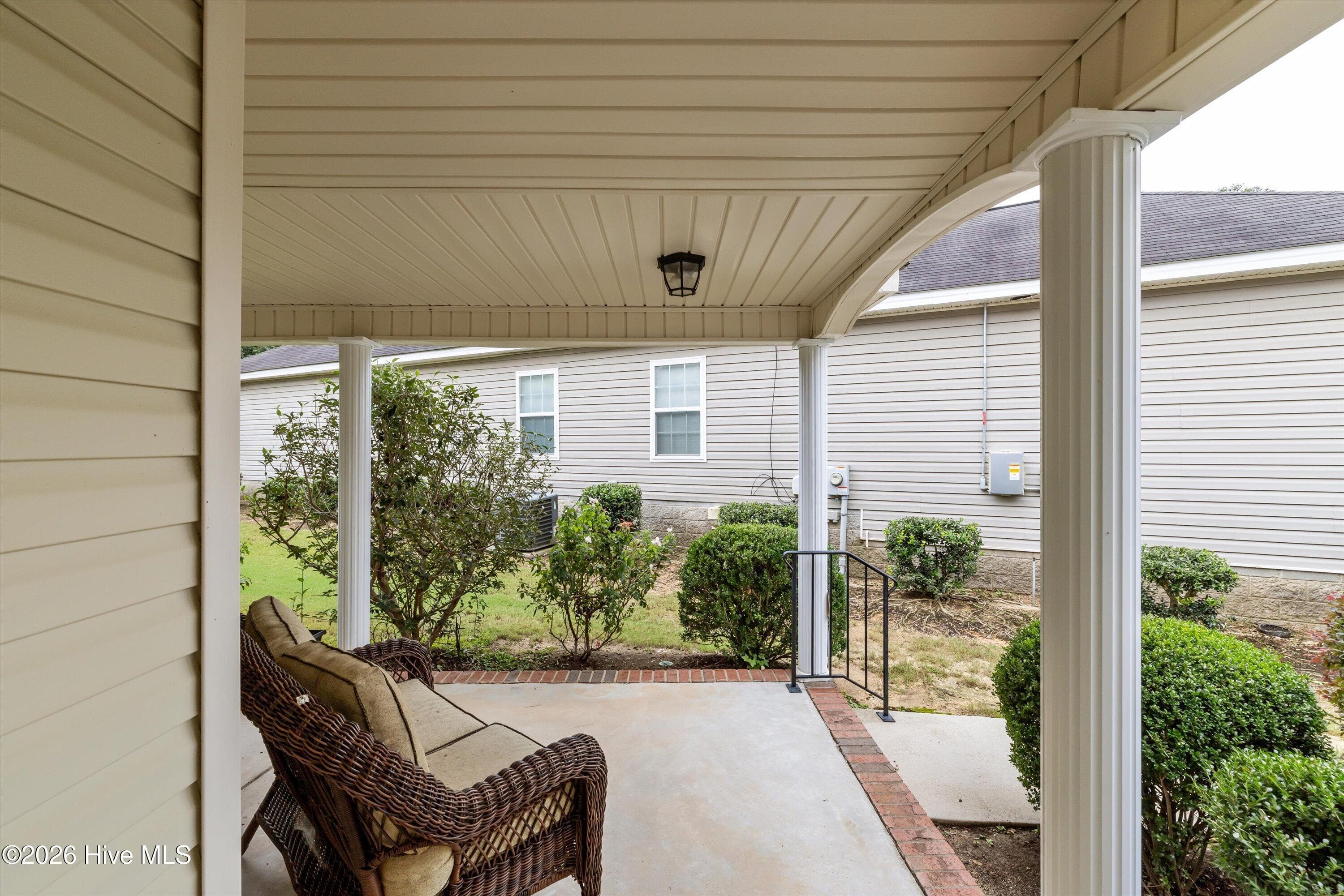 Single Family Residence at 2071 Summerton Circle, Evans, GA 30809, photo 6 of 42