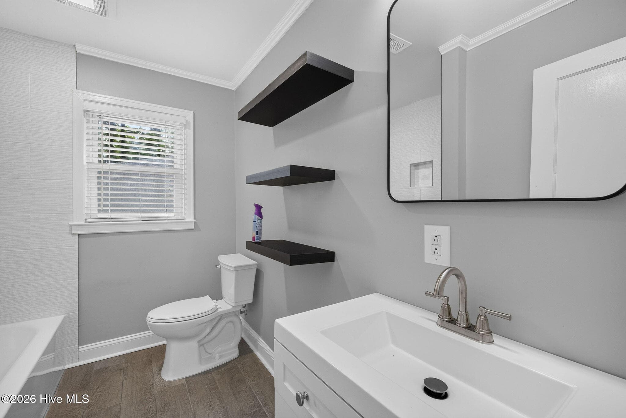 Single Family Residence at 712 Rosemont Avenue, Wilmington, NC 28403, photo 21 of 36