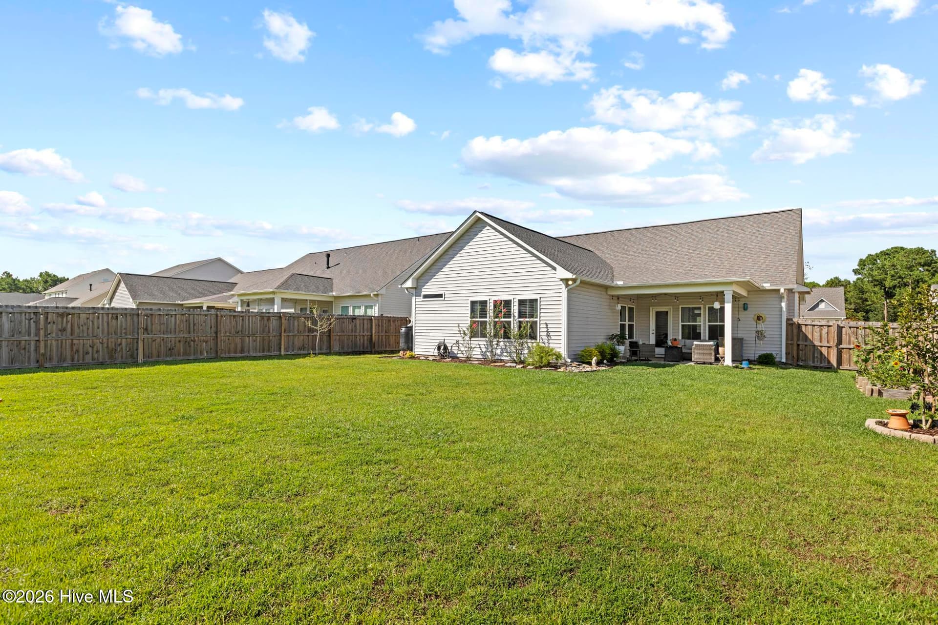 Single Family Residence at 37 W Weatherbee Way, Hampstead, NC 28443, photo 24 of 26