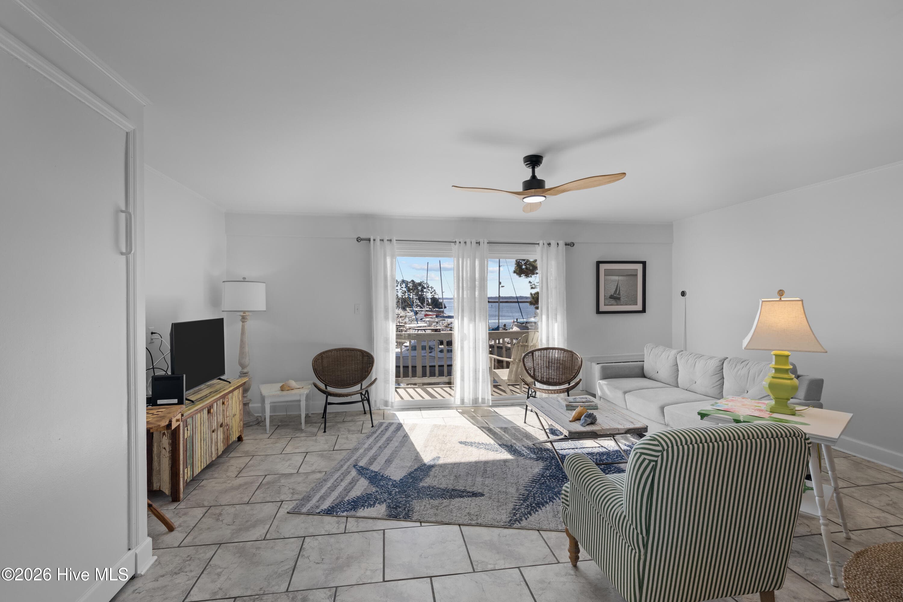Condominium at 2213 Harbourside Drive, New Bern, NC 28560, photo 11 of 55