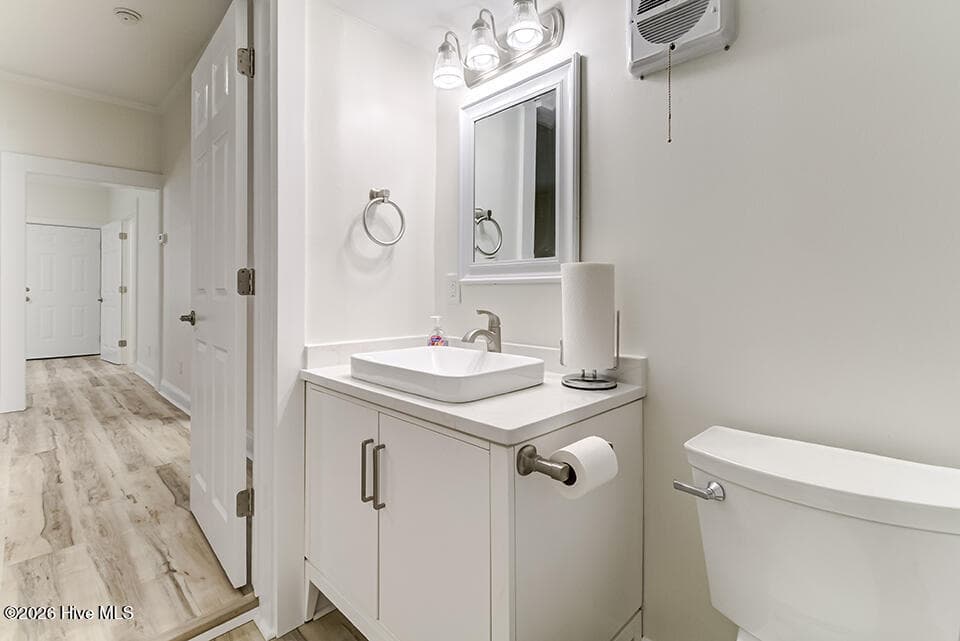 Single Family Residence at 709 S 10th Street, Wilmington, NC 28401, photo 12 of 17