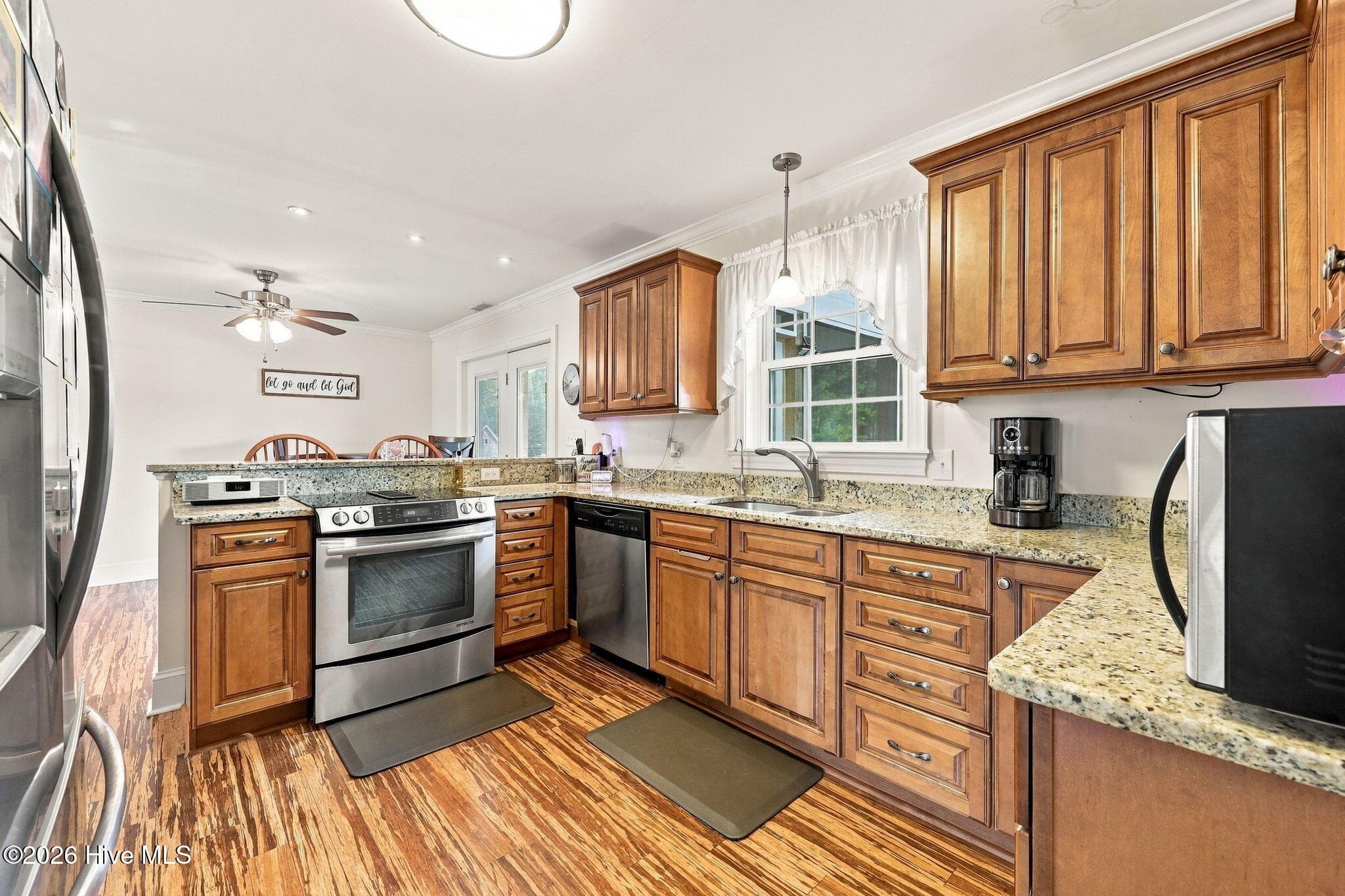 Single Family Residence at 127 Dickinson Road, Chocowinity, NC 27817, photo 20 of 56