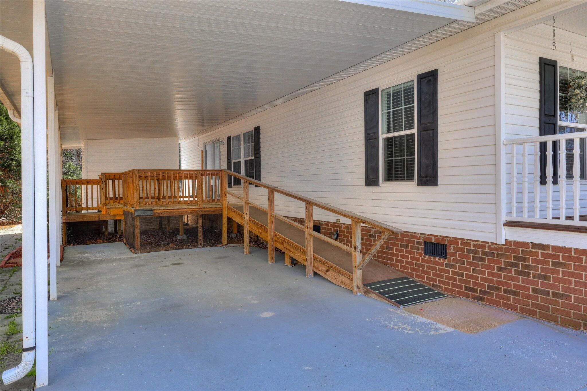 Manufactured Home at 111 Sheldon Drive, Martinez, GA 30907, photo 3 of 39