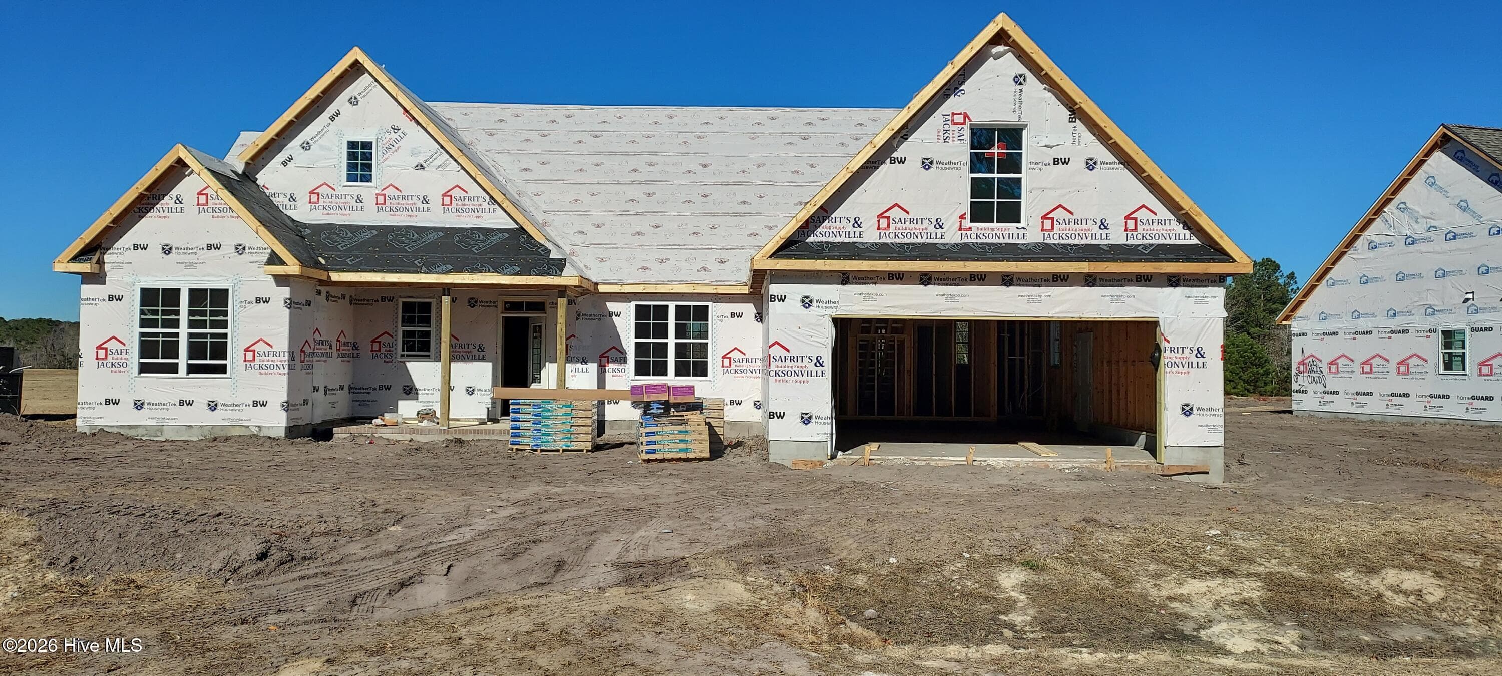 Single Family Residence at 113 Rolling Water Lane, Swansboro, NC 28584, photo 4 of 19