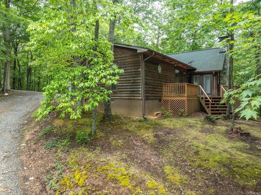 Single Family Residence at 144 Wolf Ridge Lane, Murphy, NC 28906, photo 24 of 31
