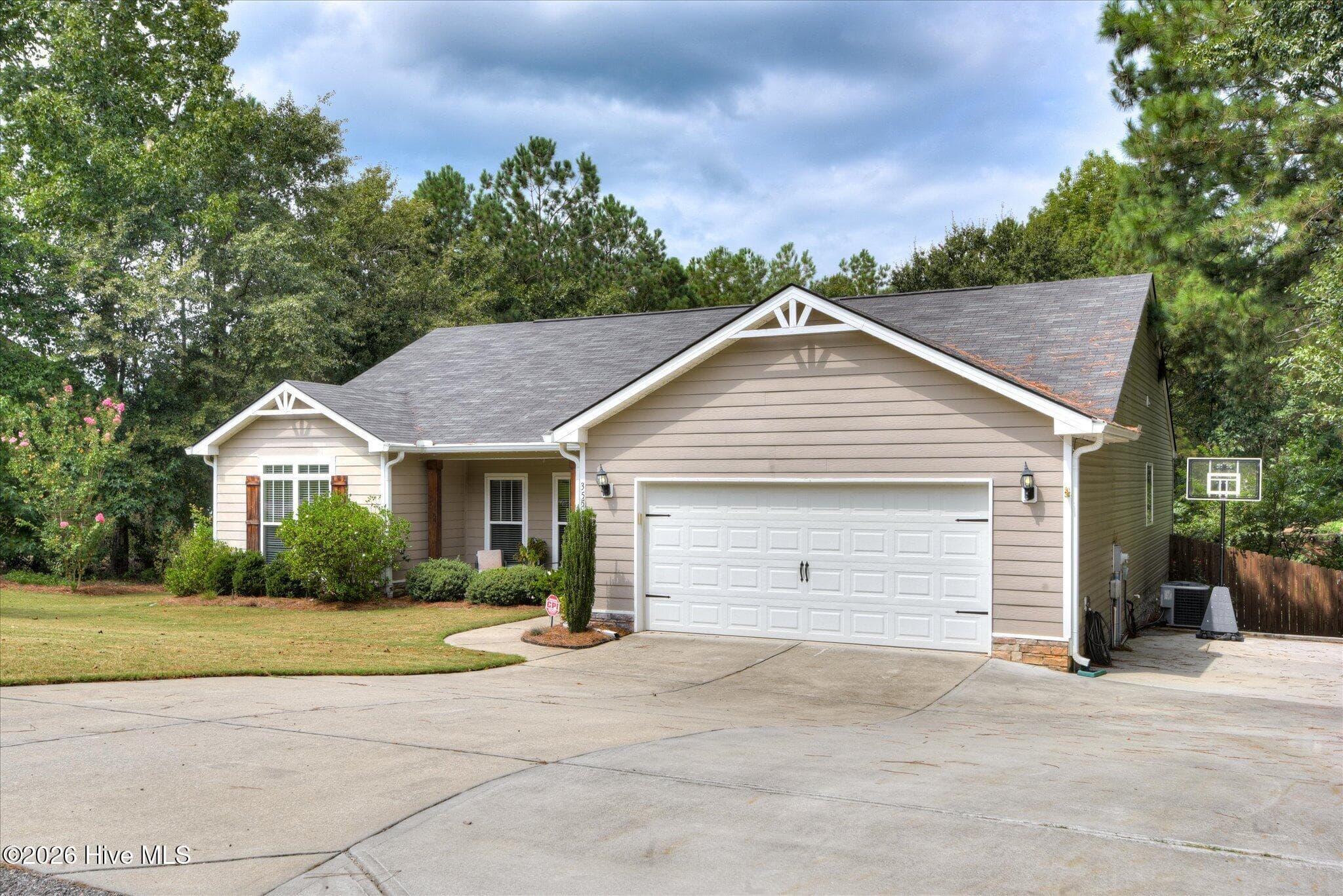 Single Family Residence at 355 Foxchase Circle, North Augusta, SC 29860, photo 2 of 50